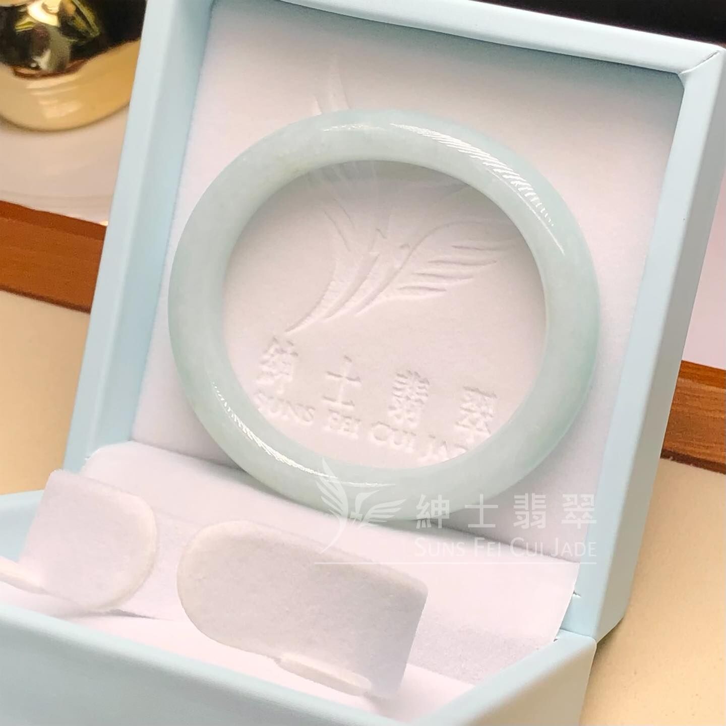 擺三橋蘋果綠貴妃鐲54.4mm