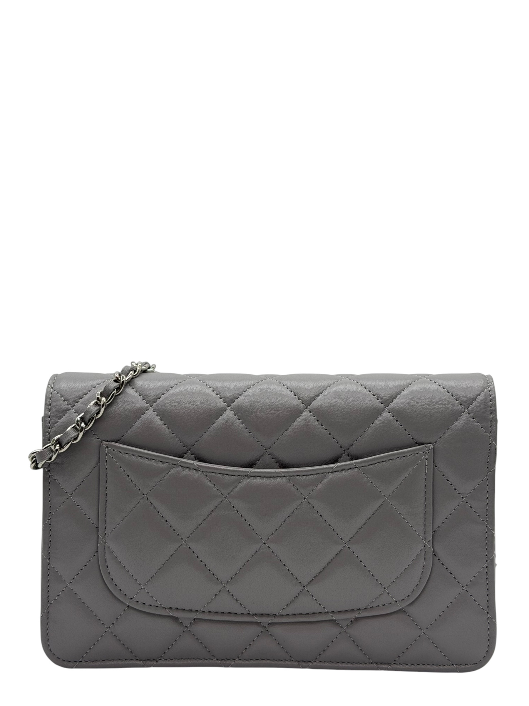 Pre-Owned CHANEL Wallet On Chain / Product Code: 26060101