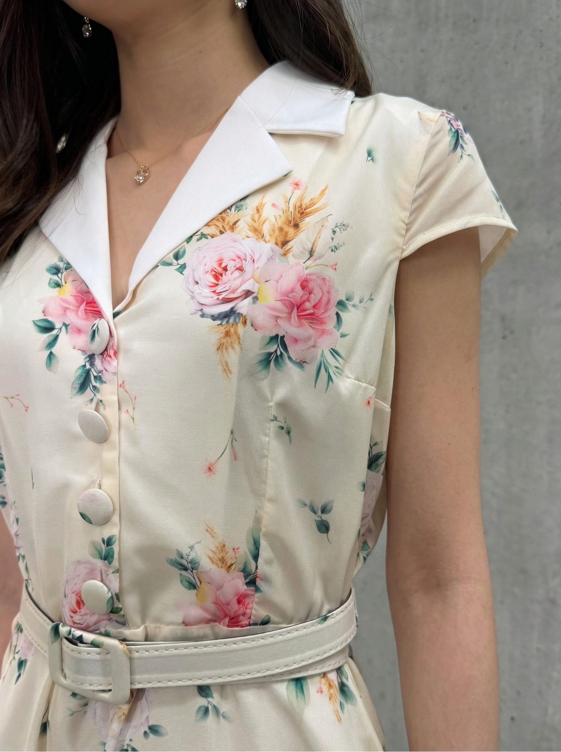 復古花卉領口連衣裙