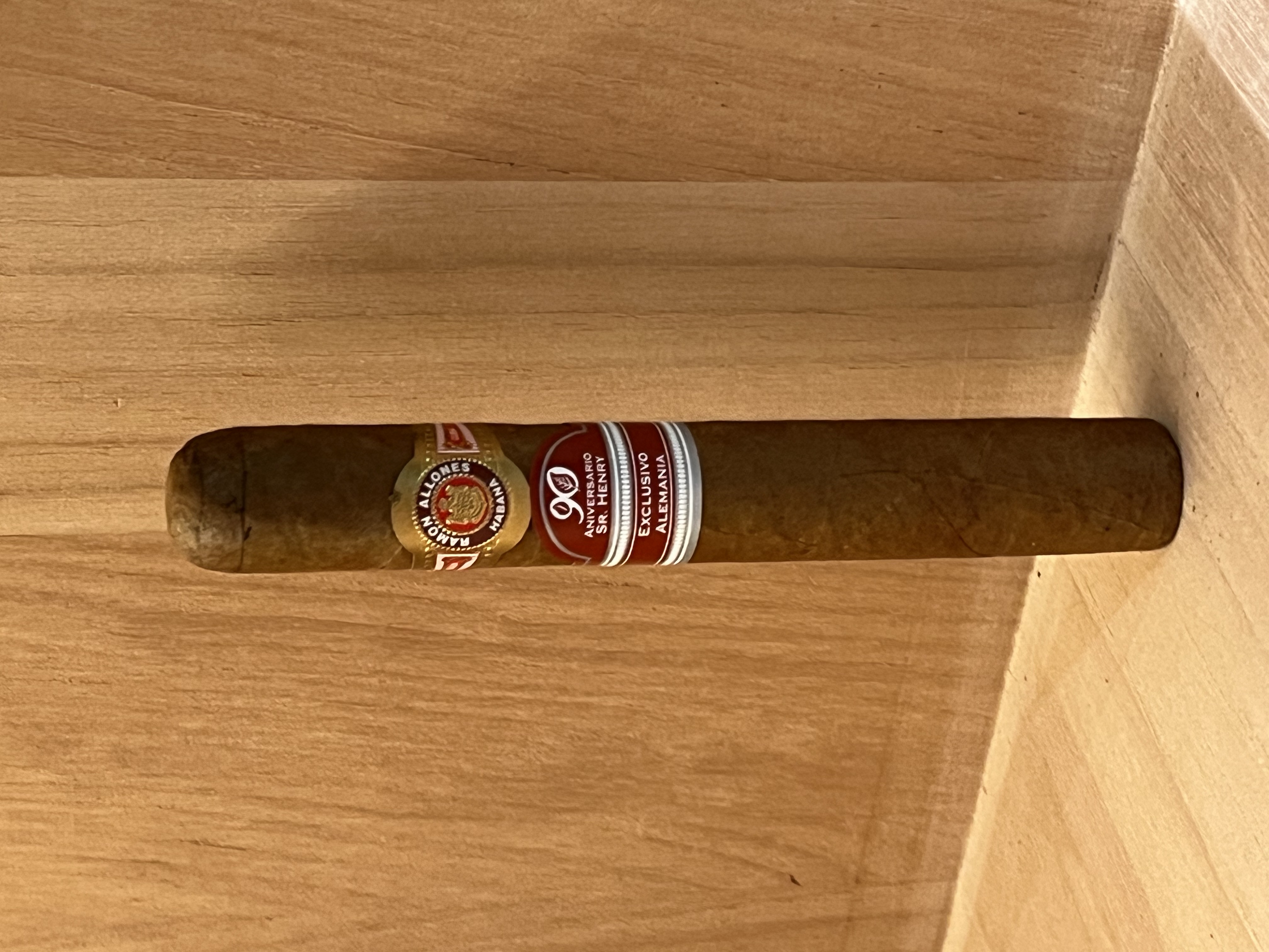 RAMON ALLONES雷蒙阿隆尼90周年德國地限（單支）