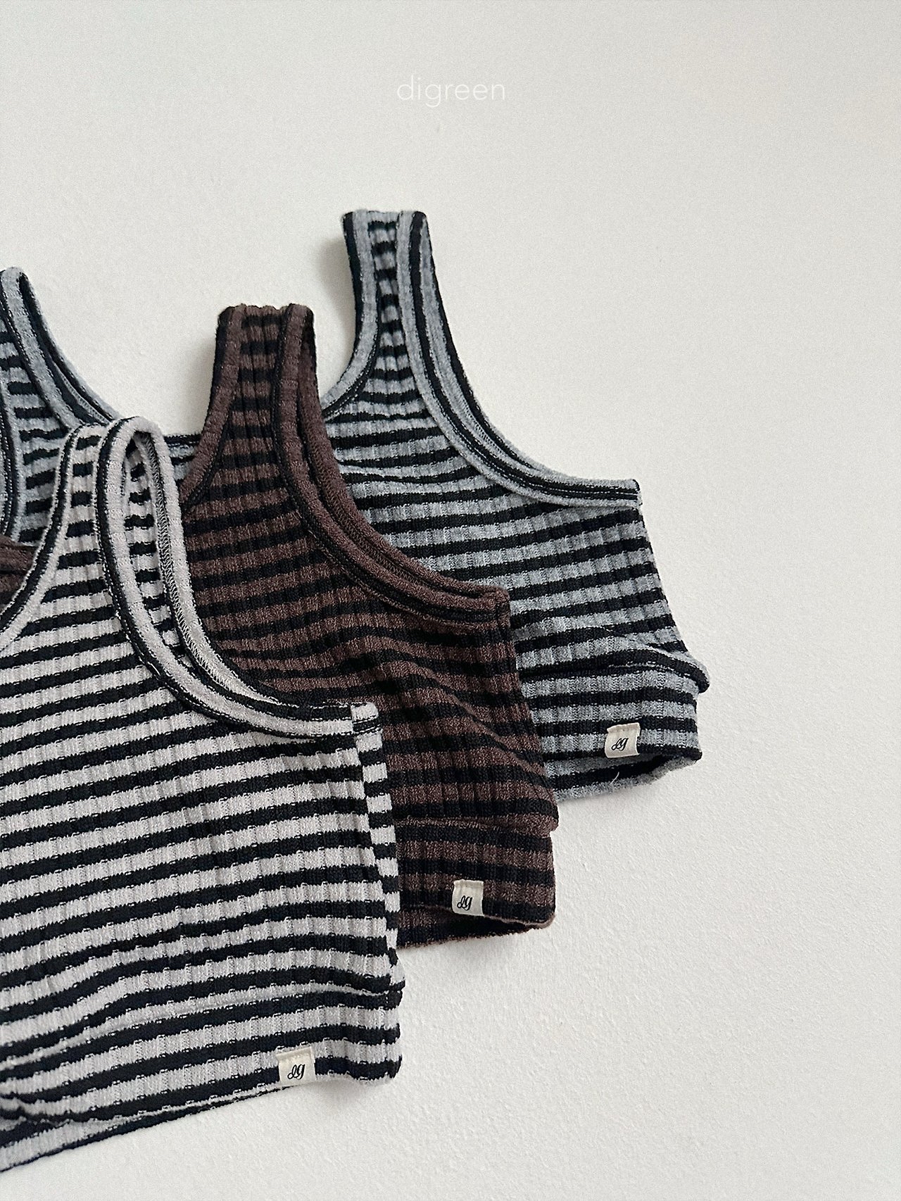 Digreen | rose vest 