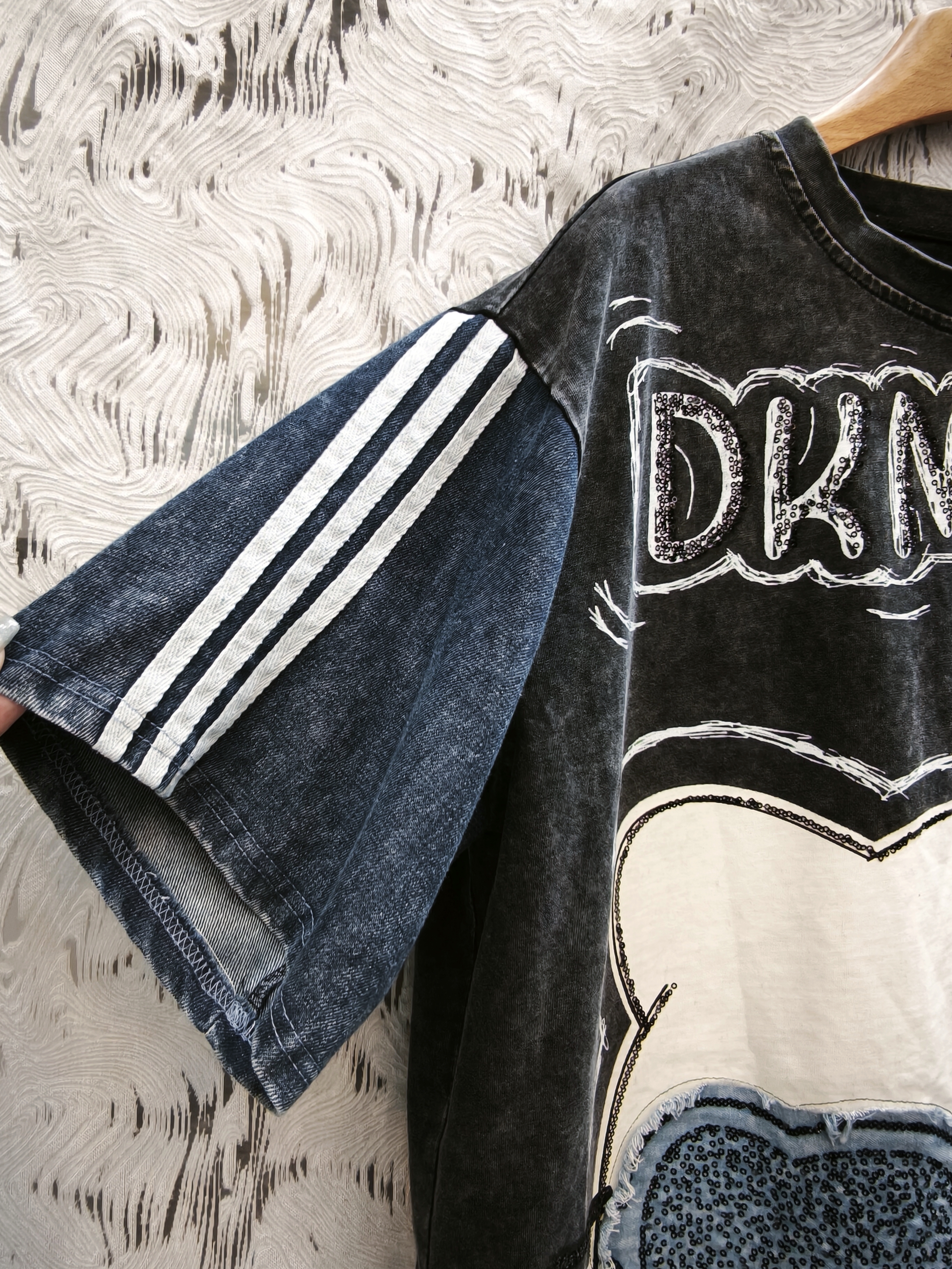 拼接牛仔吉蒂貓