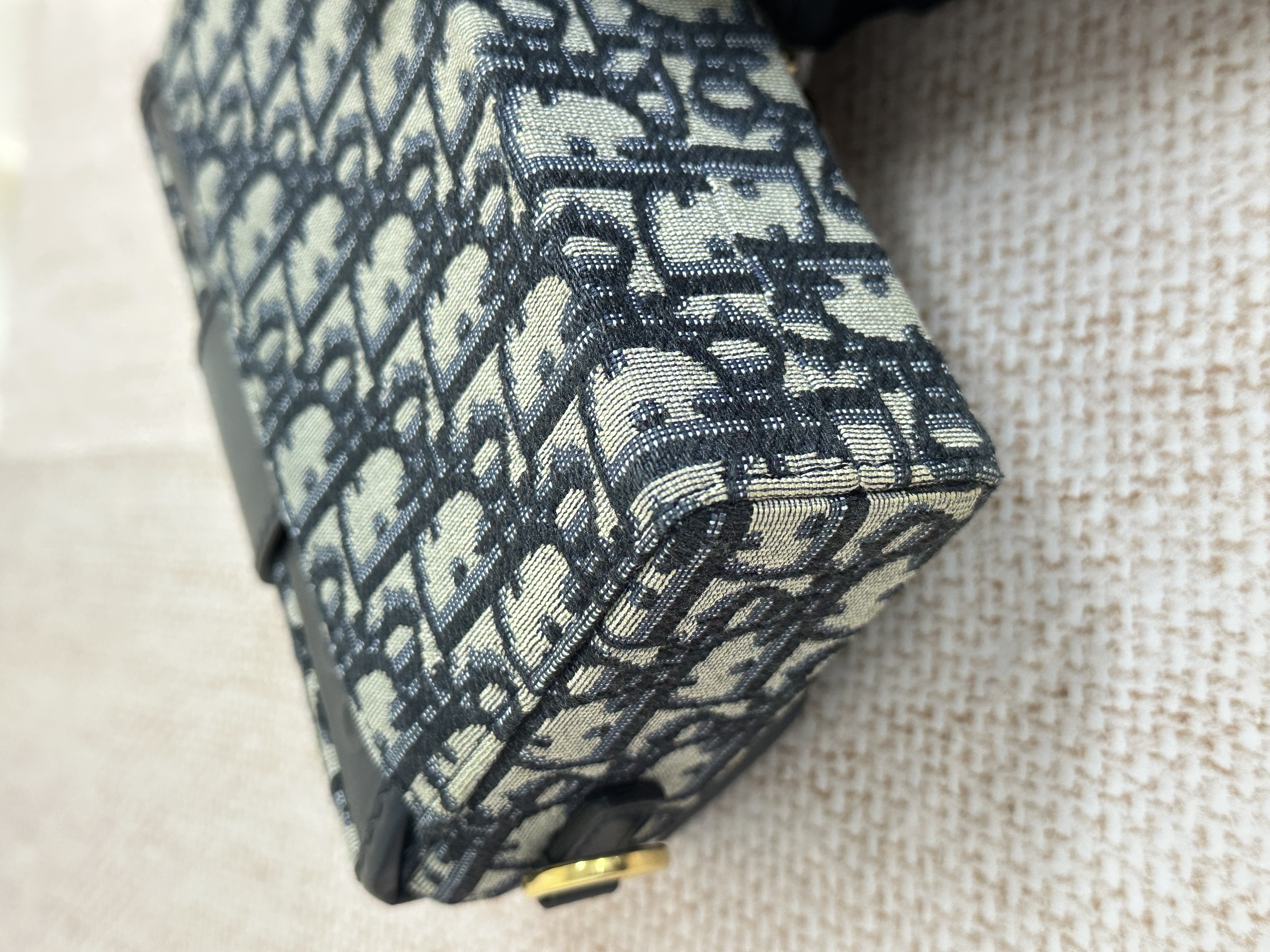 Pre-owned Dior 30 Montaigne Box Bag/ Product Code: 26040722