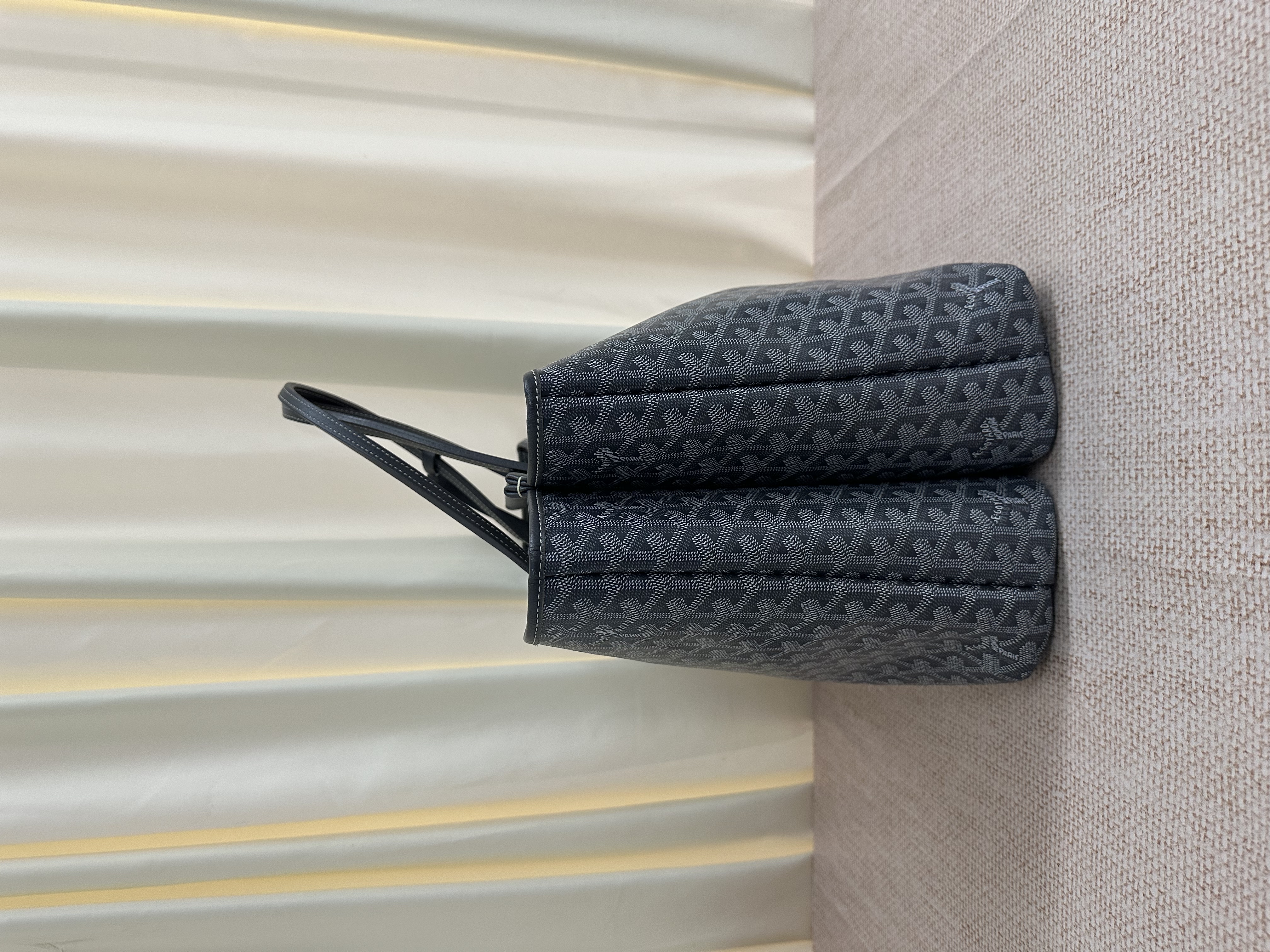 Pre-owned Goyard Isabelle PM Tote Bag/ Product Code: 26041511