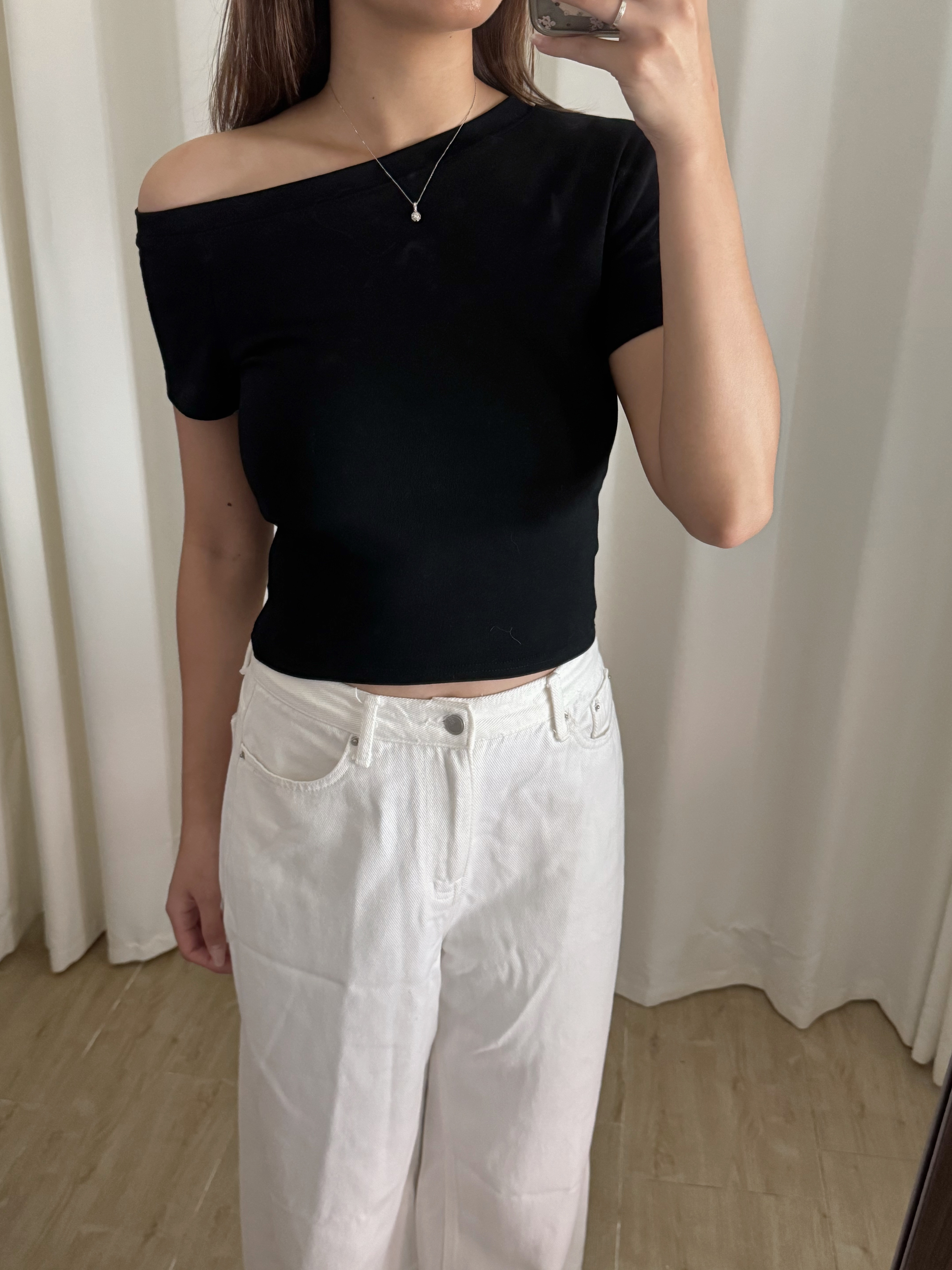 [basic tee]簡約淨色斜肩短袖上衣(三色入)