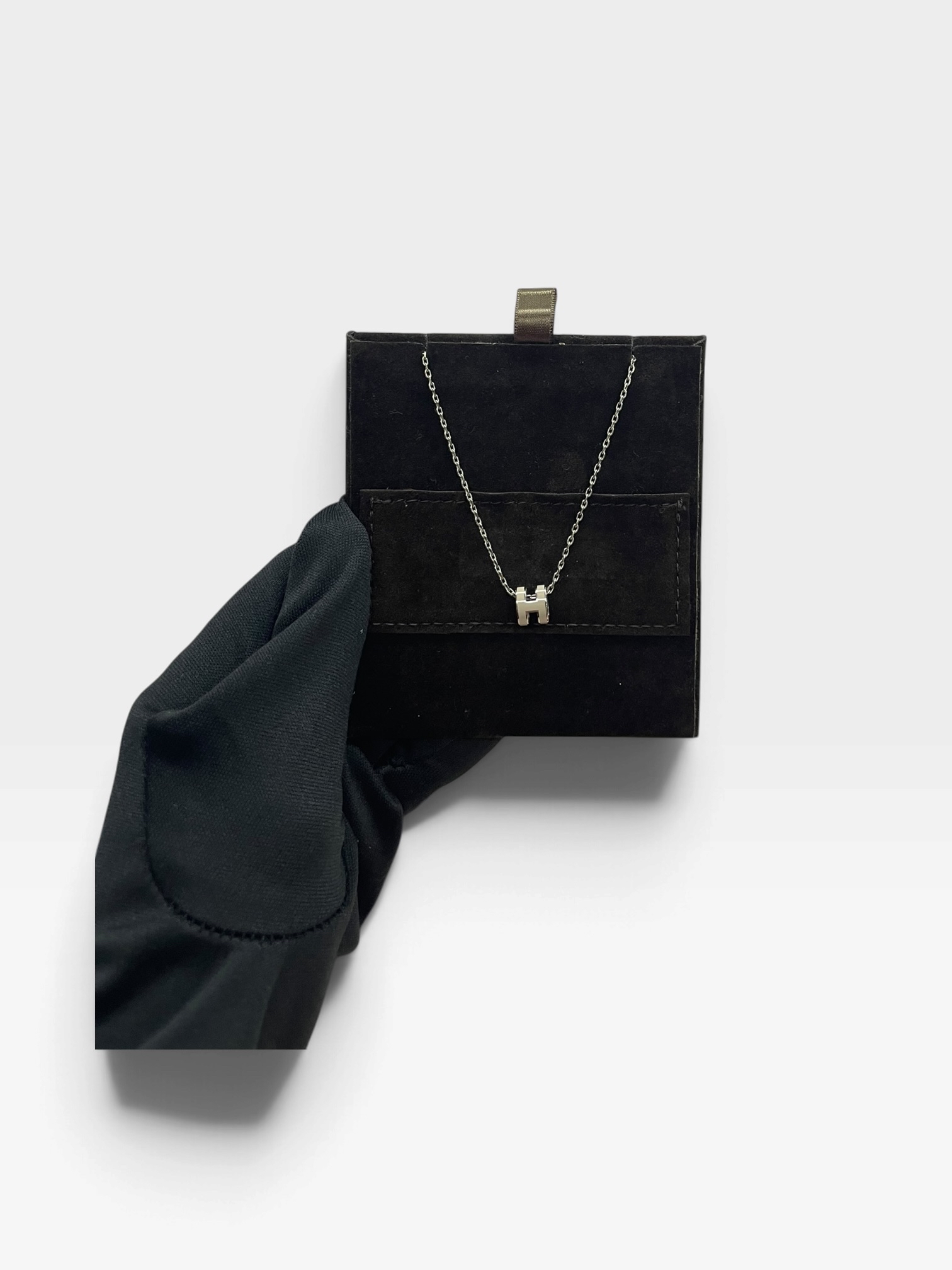 Pre-Owned Hermès Mini Pop H Necklace / Product Code: 102201