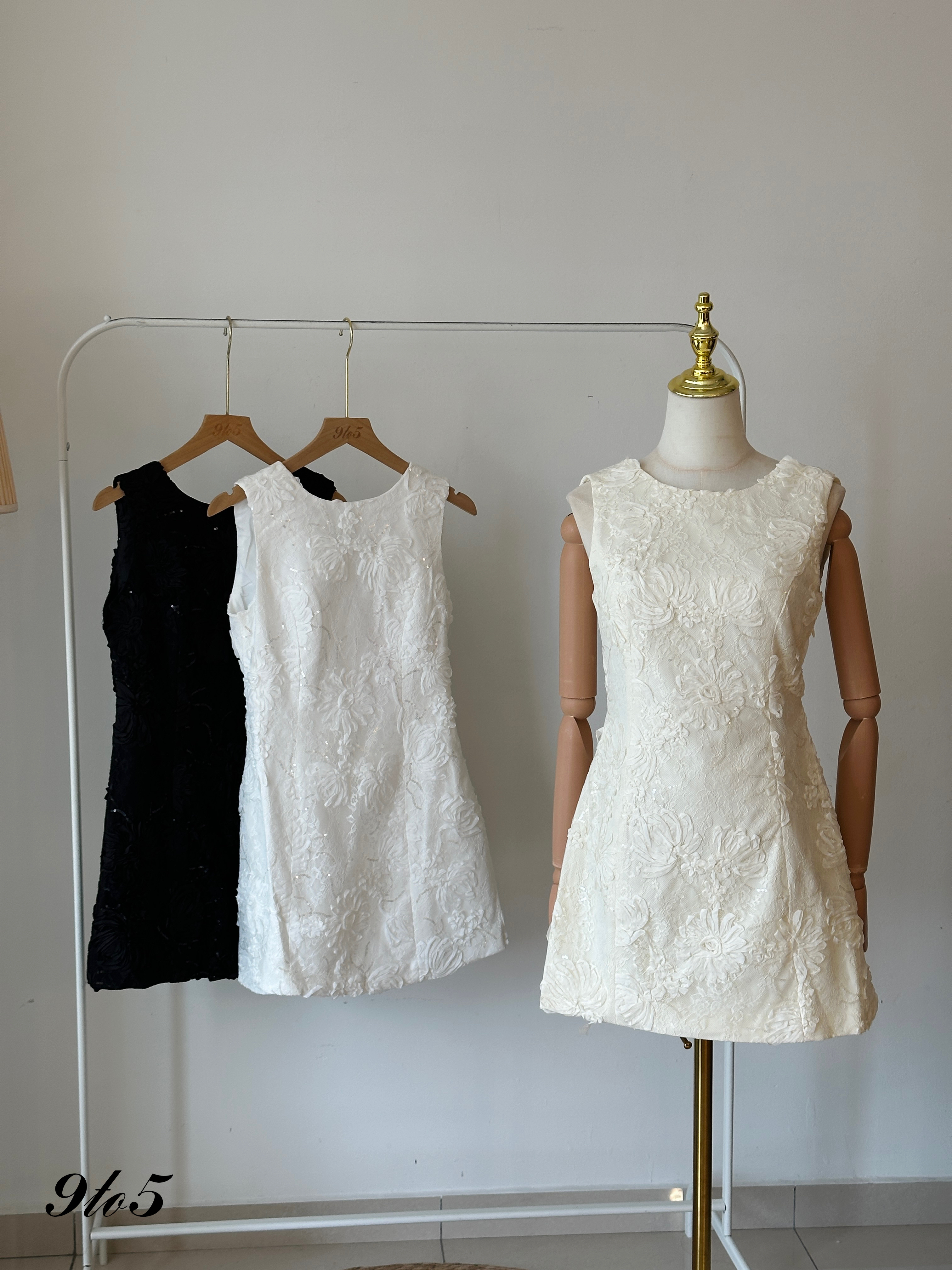 D2315 Sleeveless Floral Dress - 3 Colors