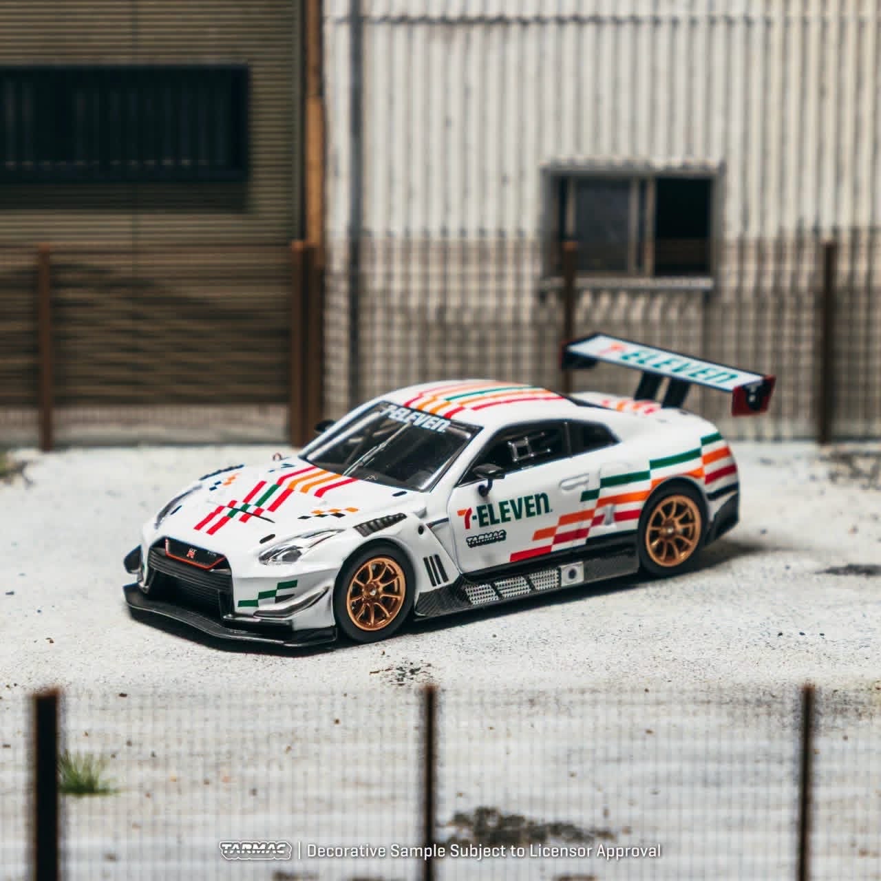 (台灣 7-11 代購）TARMAC WORMS x 7-ELEVEN 限定款 NISSAN GT-R NISMO GT3 