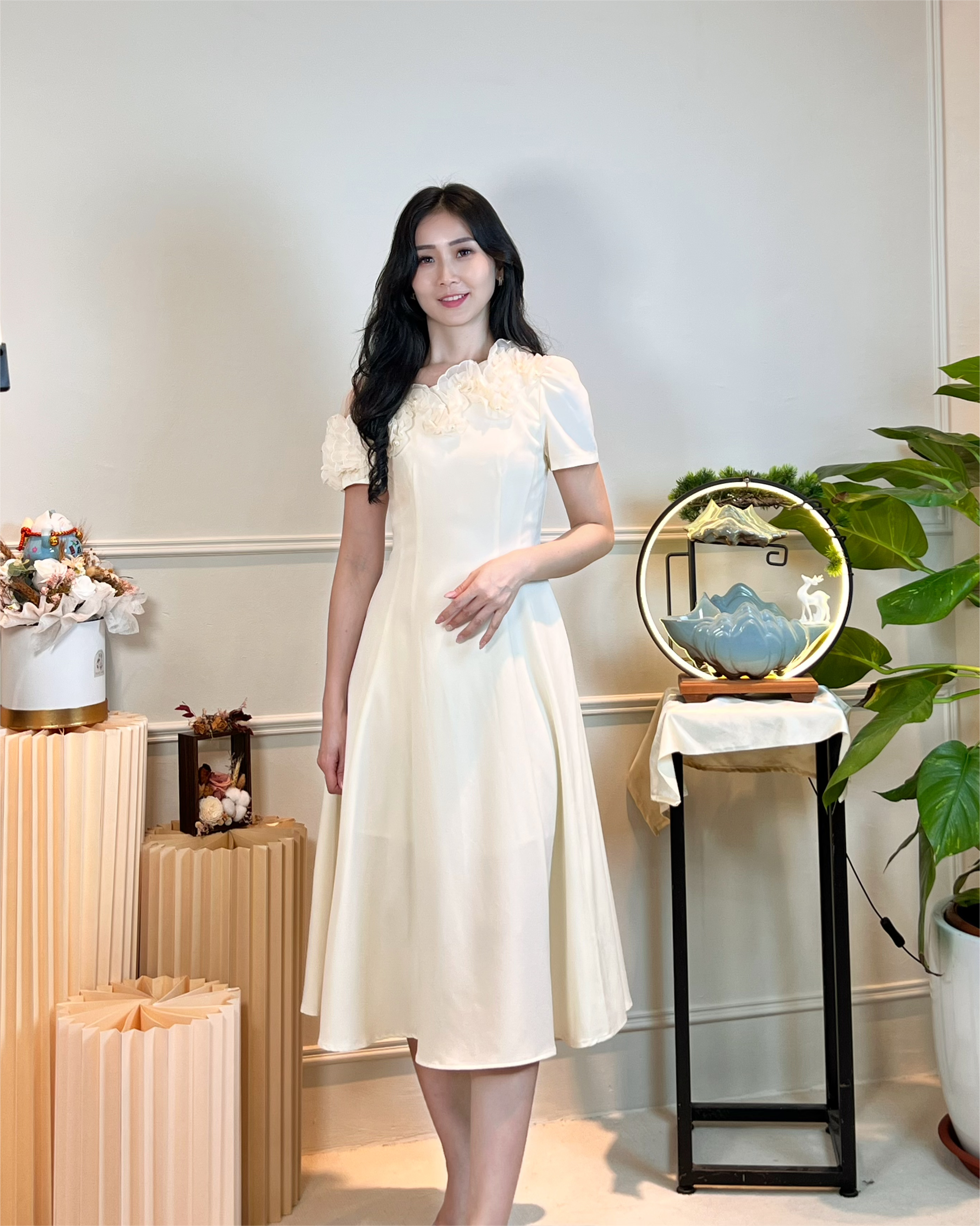 5093 3D Floral Chiffon Appliqué Midi Dress