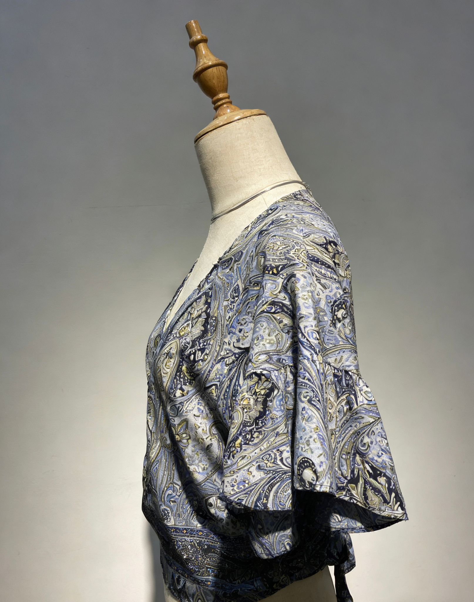 復古佩斯利印花綁帶上衣