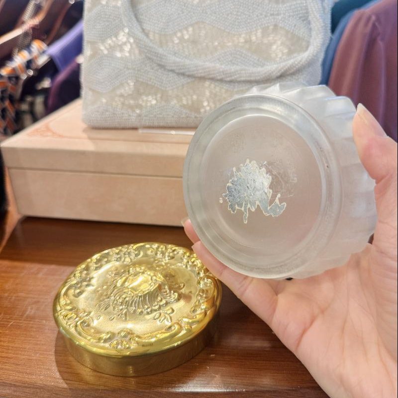 Vintage C.a. 1960s Canadian Cherub Pattern Golden Lid Frosted Glass Large Powder Box (MT2395)