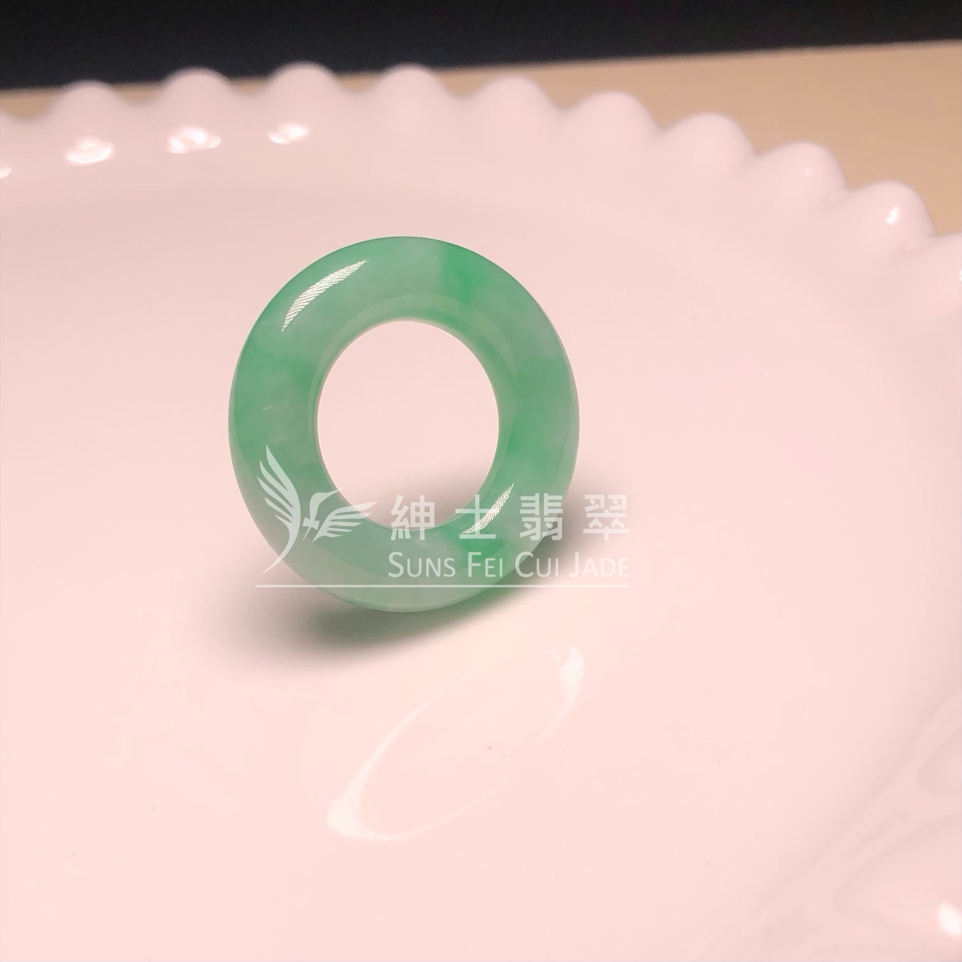 B08692 翡翠甜綠平安環