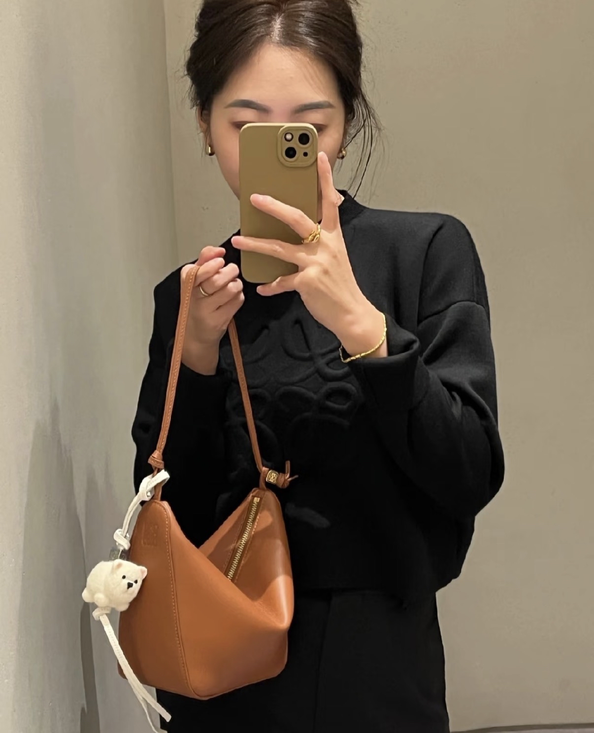 限時優惠🌼經典款✨訂貨🍒Loewe mini hammock hobo  Size 28x17x9.5cm 另有長肩帶可做斜孭