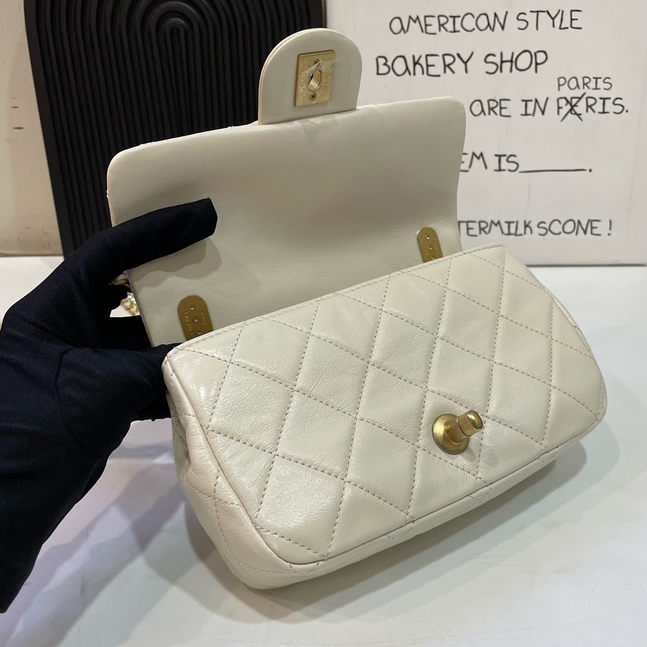 【預訂貨品】Chanel奶白色cf👜30開