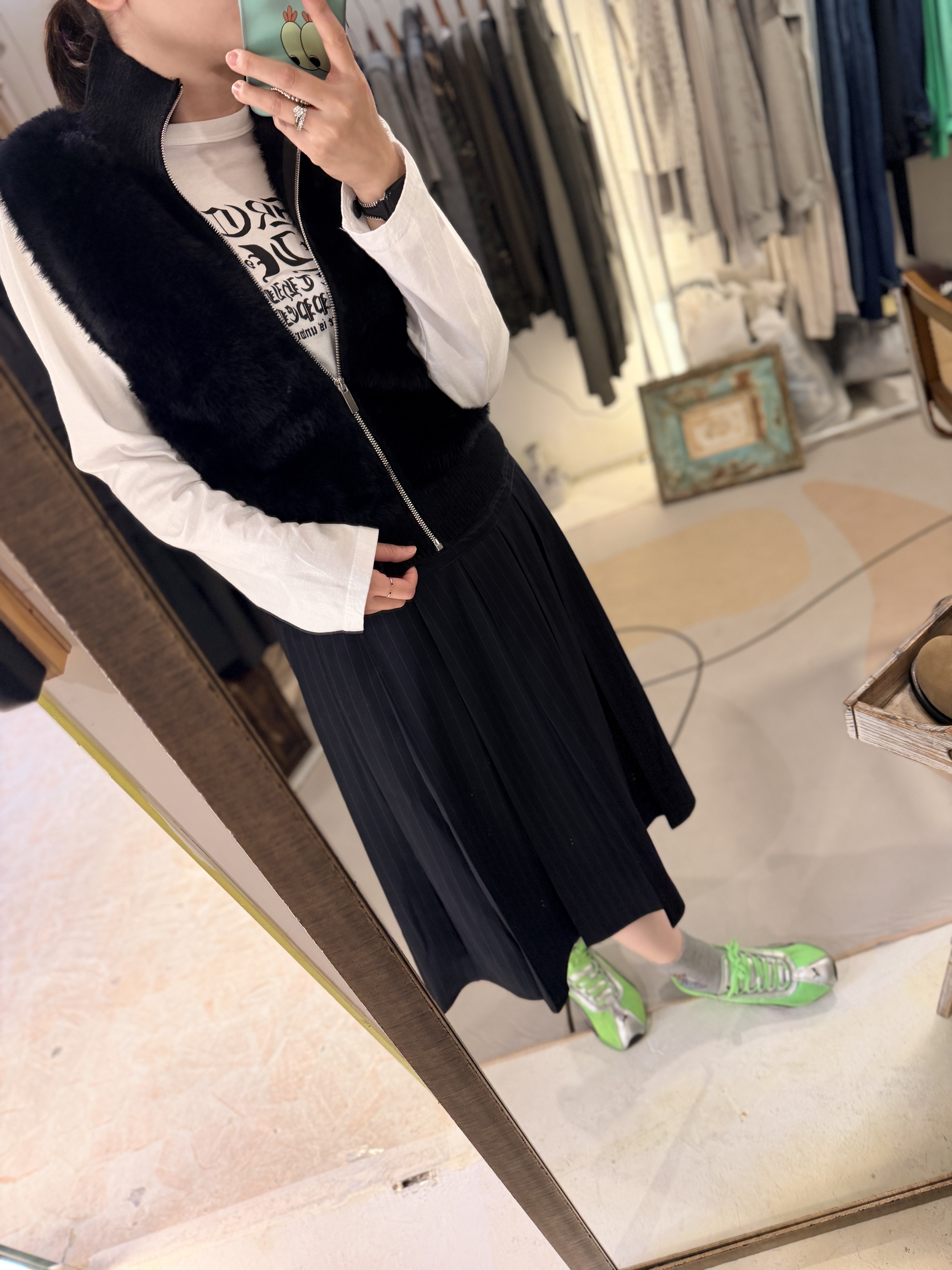 Fake fur vest outer