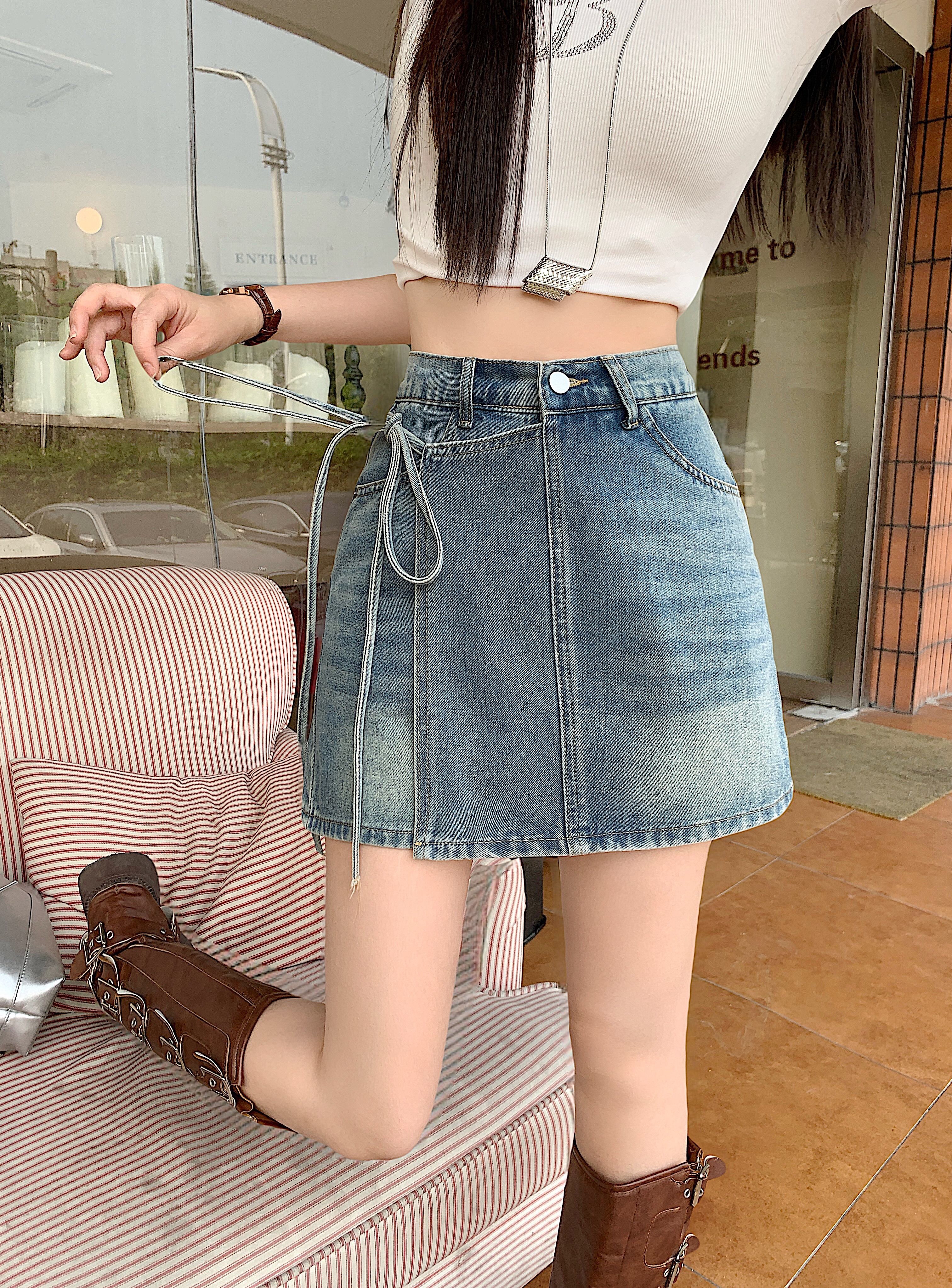 B293(65527) 韩版JEANS单银钮前片遮肚边系带蓝前裙后裤