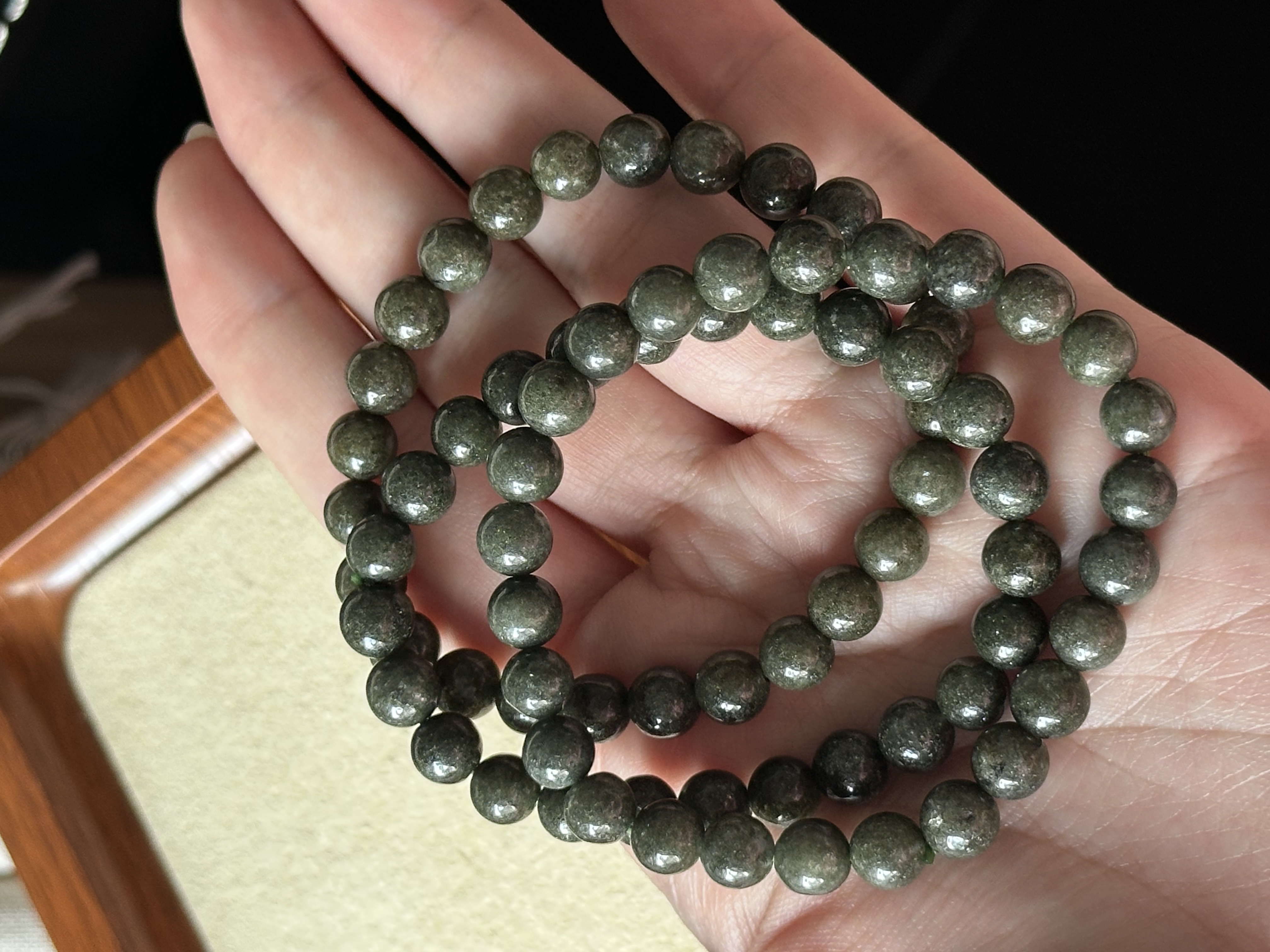 满绿幽灵 ｜ Full Green Phantom 