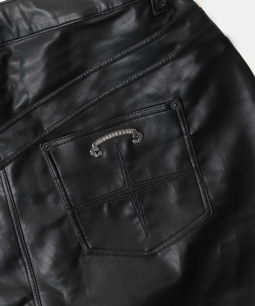 Viper 301 Semi-Curved Pants - Black Leather - 바이퍼 301 세미 커브드 팬츠 - 블랙레더