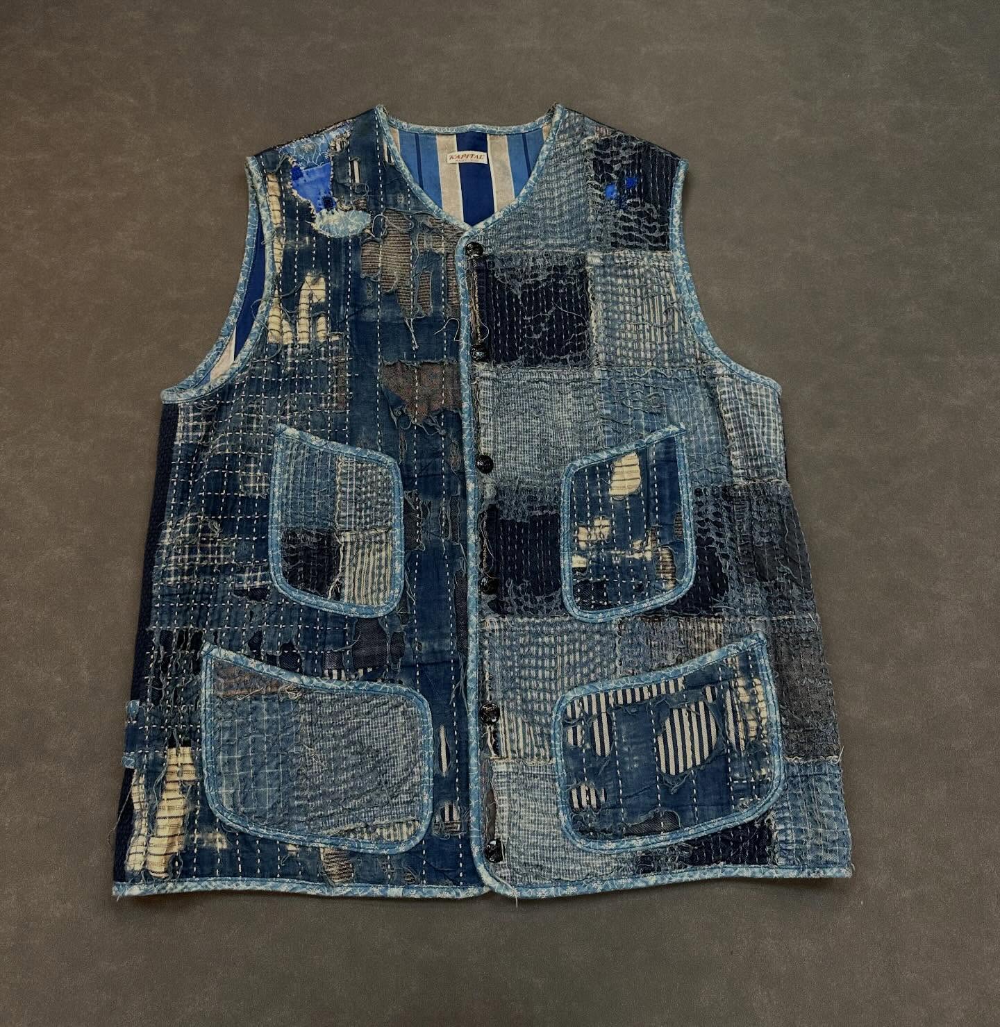 全世界只出一次，冇再翻做，古著Brown Beach 為藍本，Kapital 最出名boro 及背面用用高級劍道布，值得收藏 HKD 6000 size 3 95新 長64cm 胸52cm