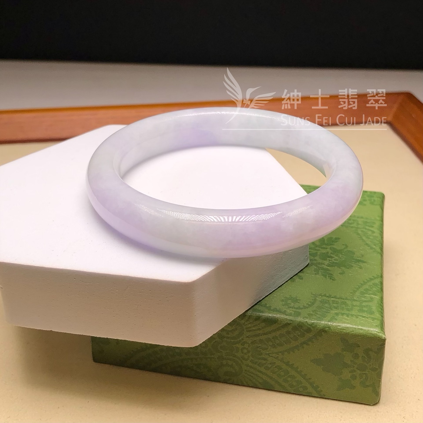 木那粉紅春彩福鐲53.6mm