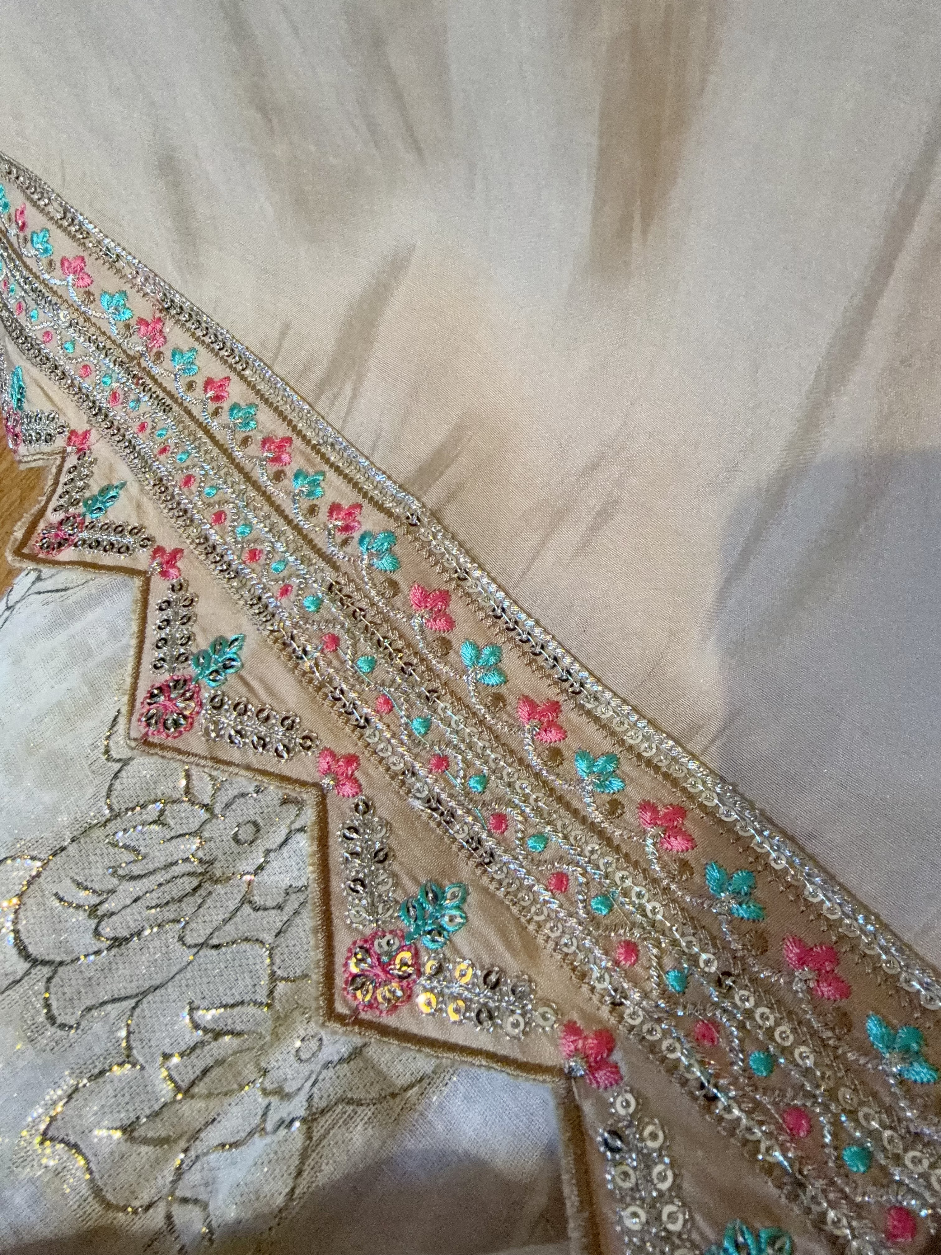 Oat Champagne Gold Trangular Edge Kurta 42" #1429