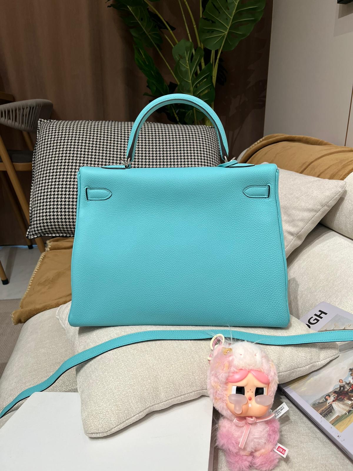 Hermes Kelly 35,Togo ,馬卡龍藍,STAMP T 100%Authentic,98%new ✅肩帶✅key lock✅dust bag ✅BOX