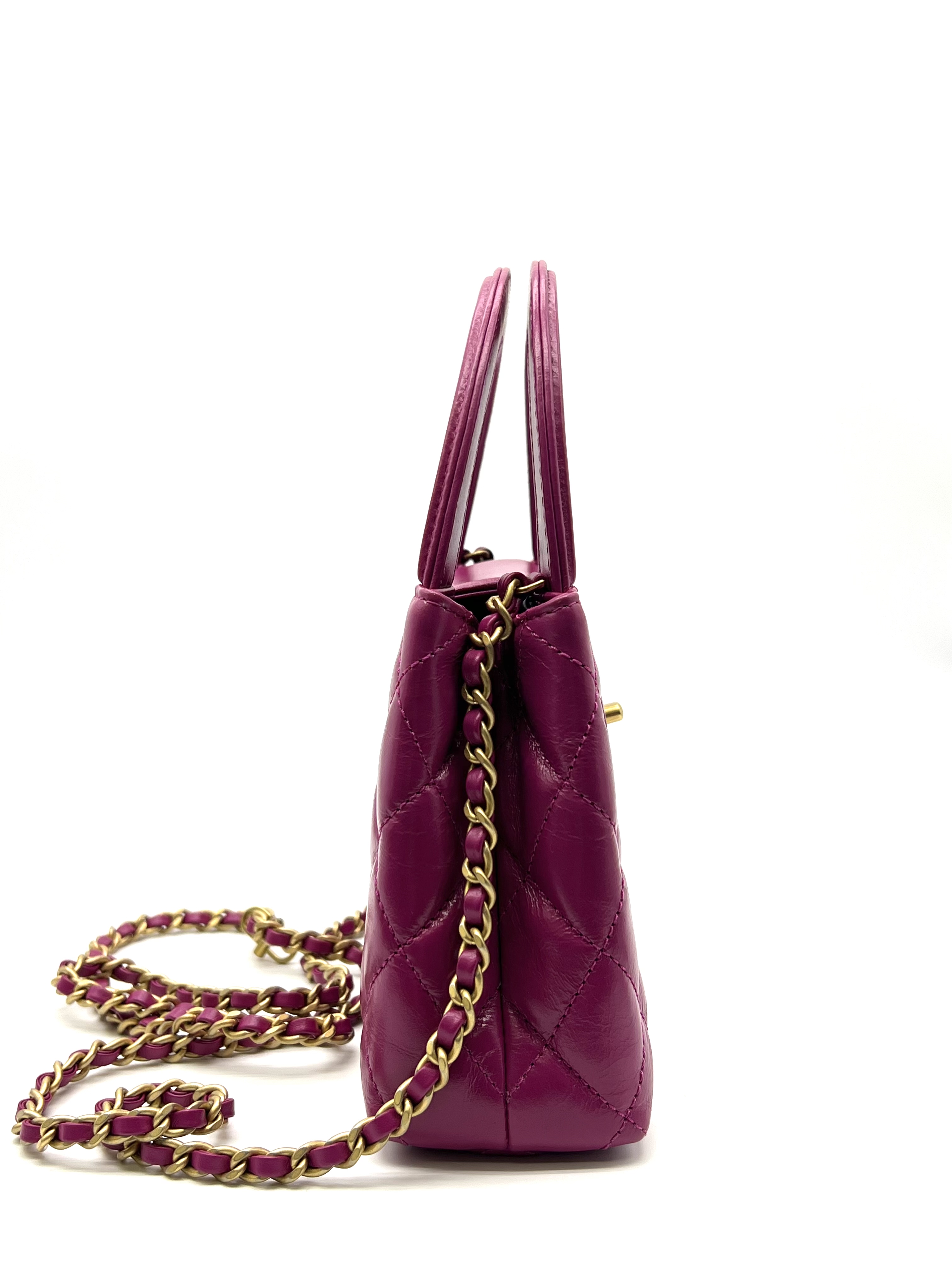 Pre-Owned CHANEL Kelly Mini Top Handle Bag / Product Code: 26051109