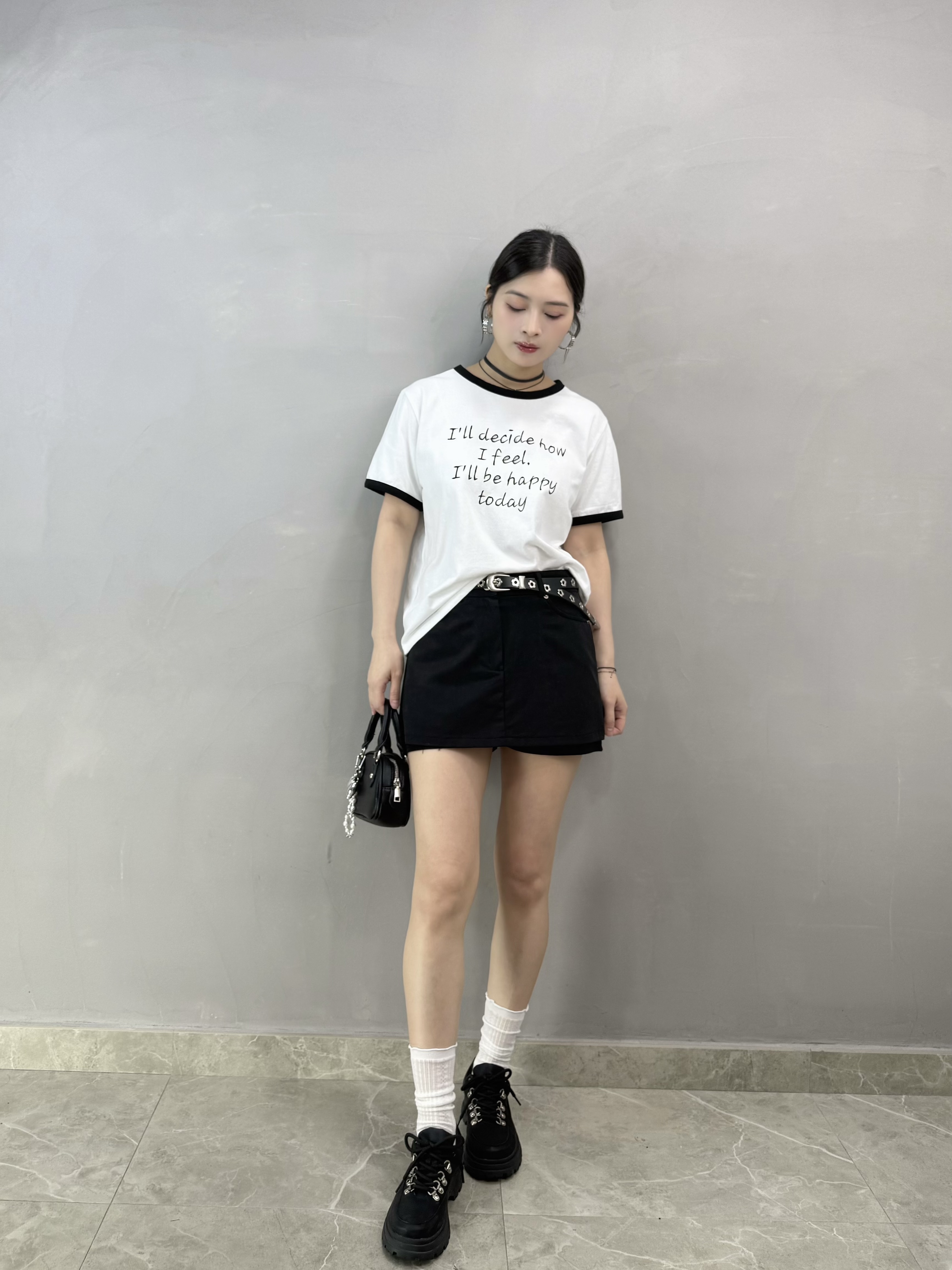R78 拼色袖英文字Tee