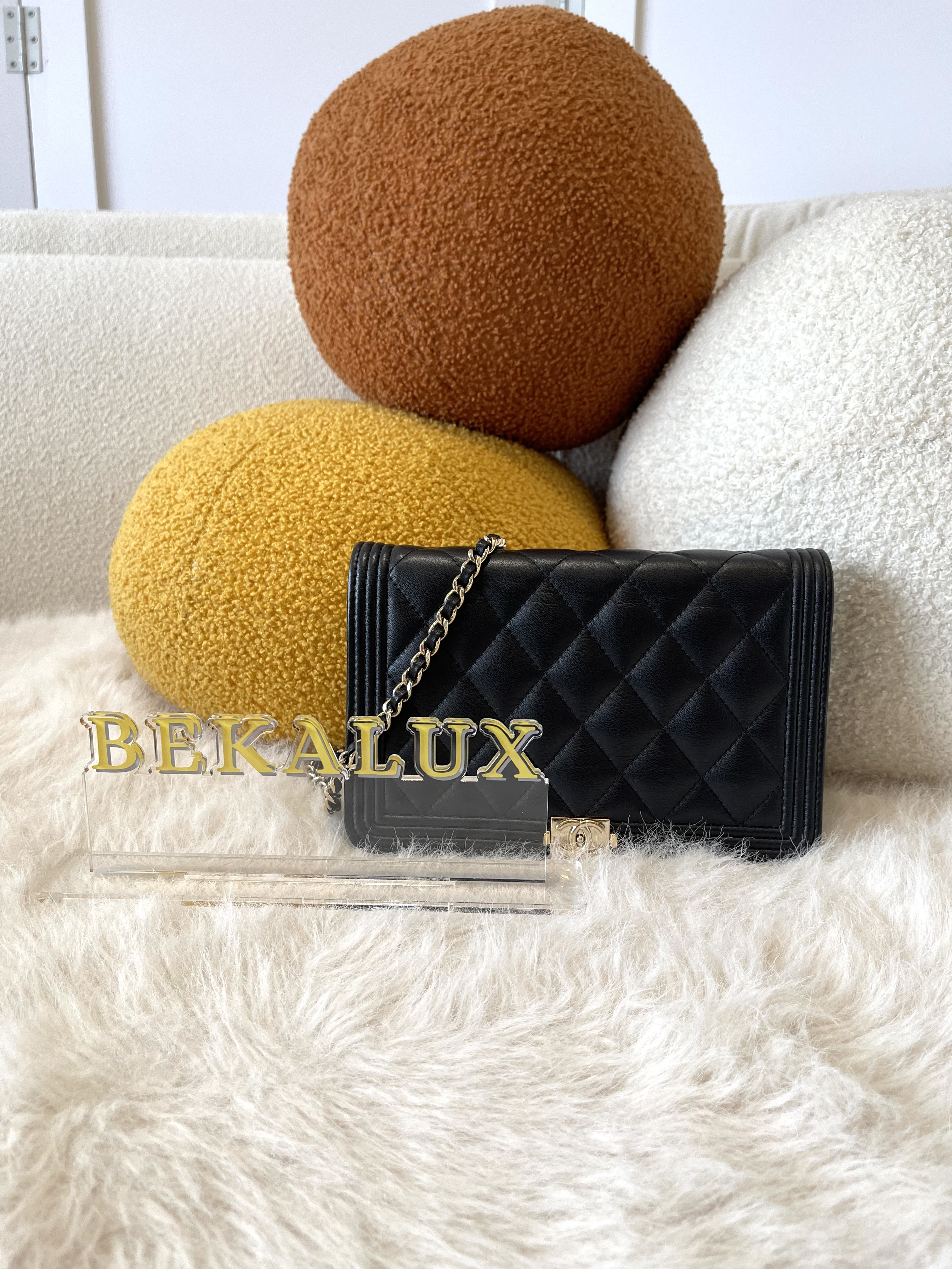 Pre-owned Chanel Boy WOC / Product Code: 25050403