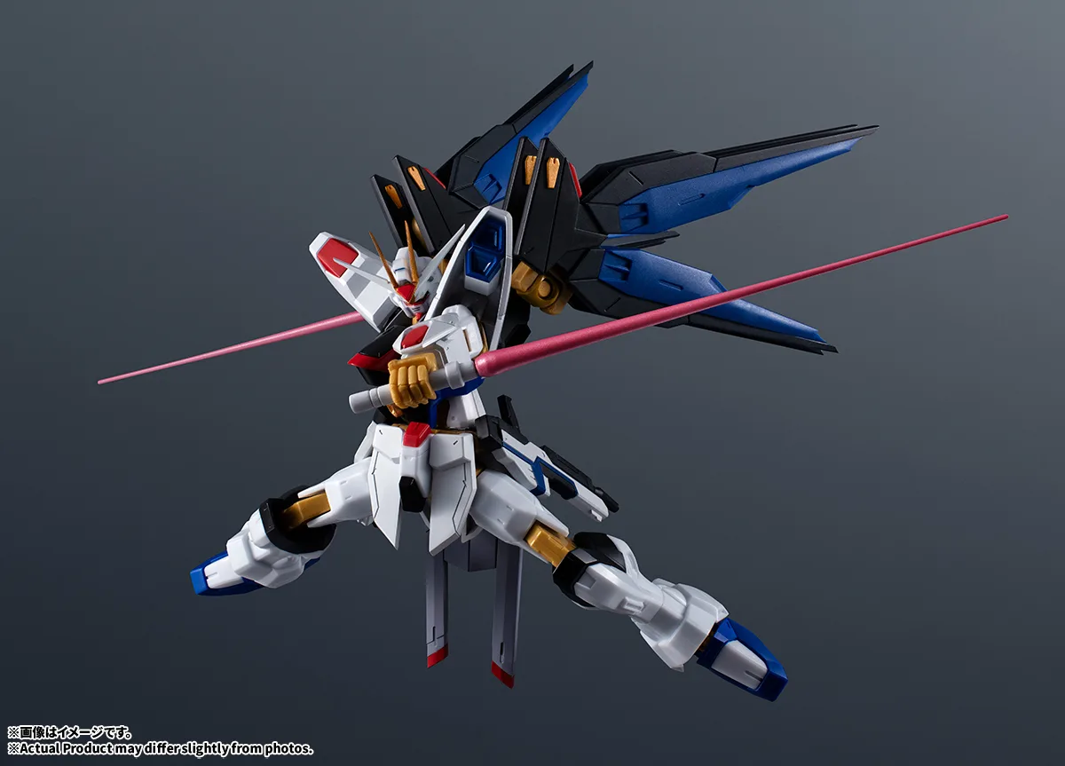 (預訂訂金 $100) (總價 $184) Bandai Gundam Universe Mobile Suit Gundam SEED DESTINY ZGMF-X20A Strike Freedom Gundam Renewal 突擊自由高達 -新版- (行版)