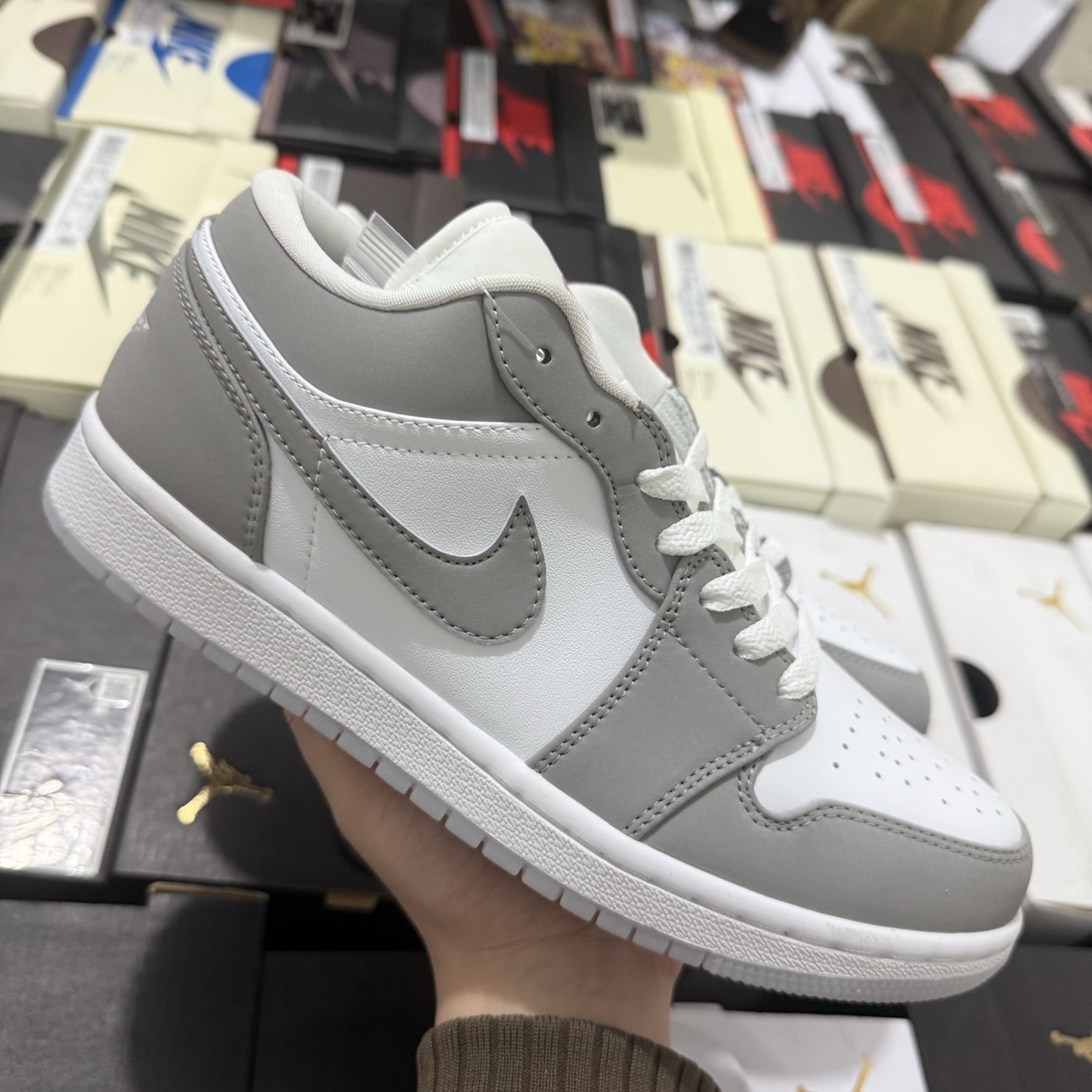 Nike Air Jordan 1 Low "Wolf Grey" DC0774-105