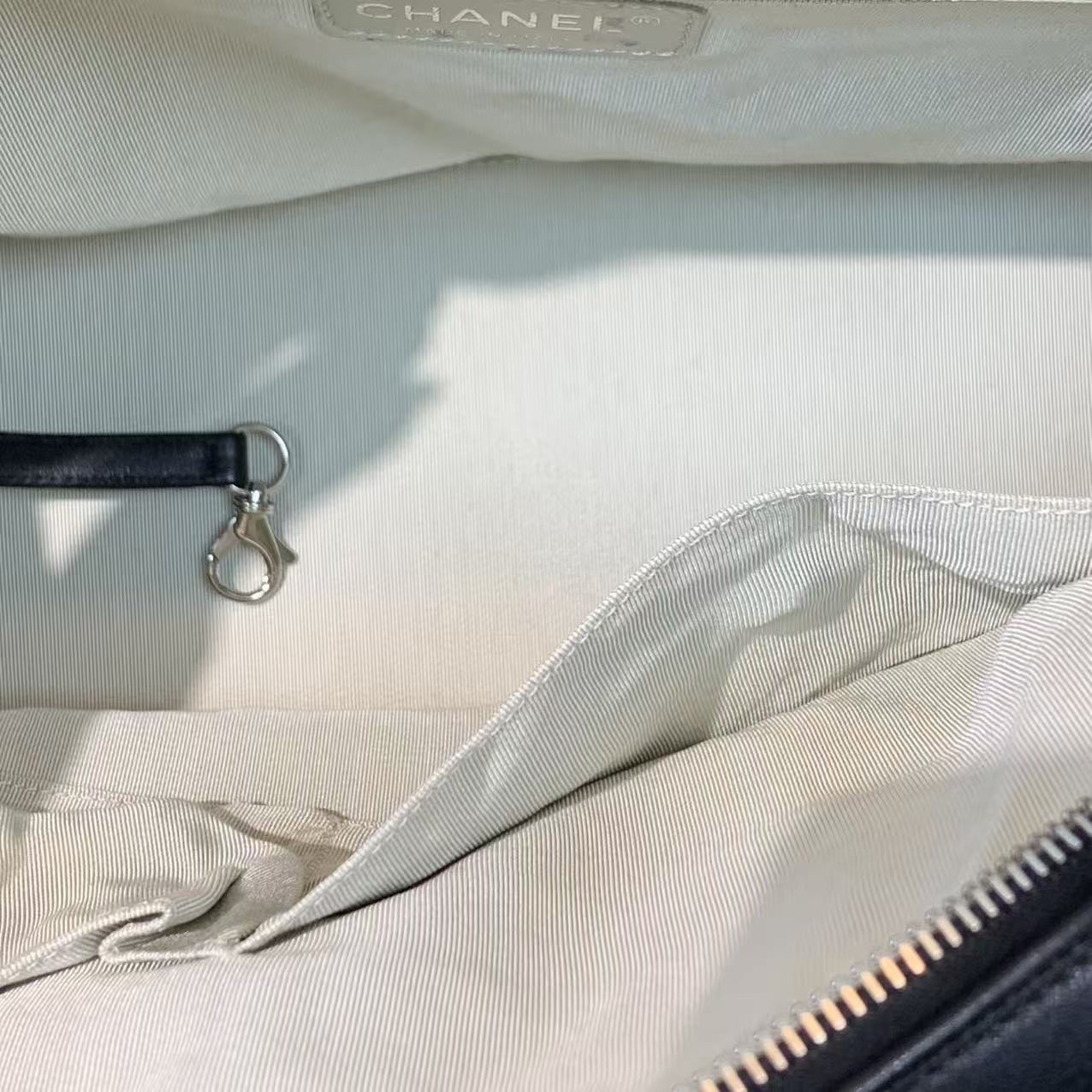 Chanel黑色羊皮餃子包 罕有大容量