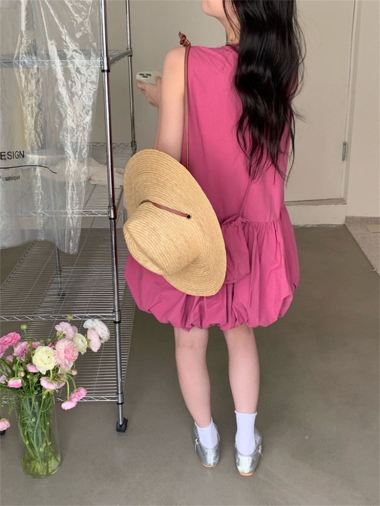 Agnes Puffy Dress free small crossbody bag 韩系减龄甜美背心花苞连衣裙配送🎁同色包包 ( 3 colours )