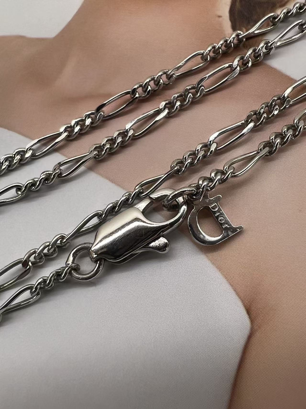 Dior Logo項鍊