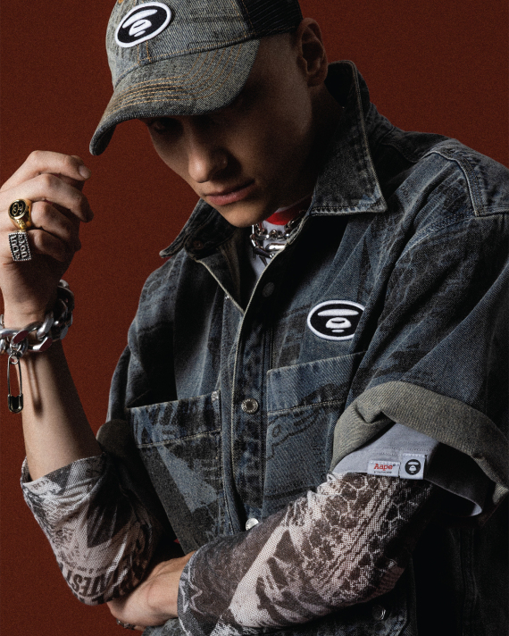 AAPE AAPEUNVS moonface graphic short sleeve shirt (8570)