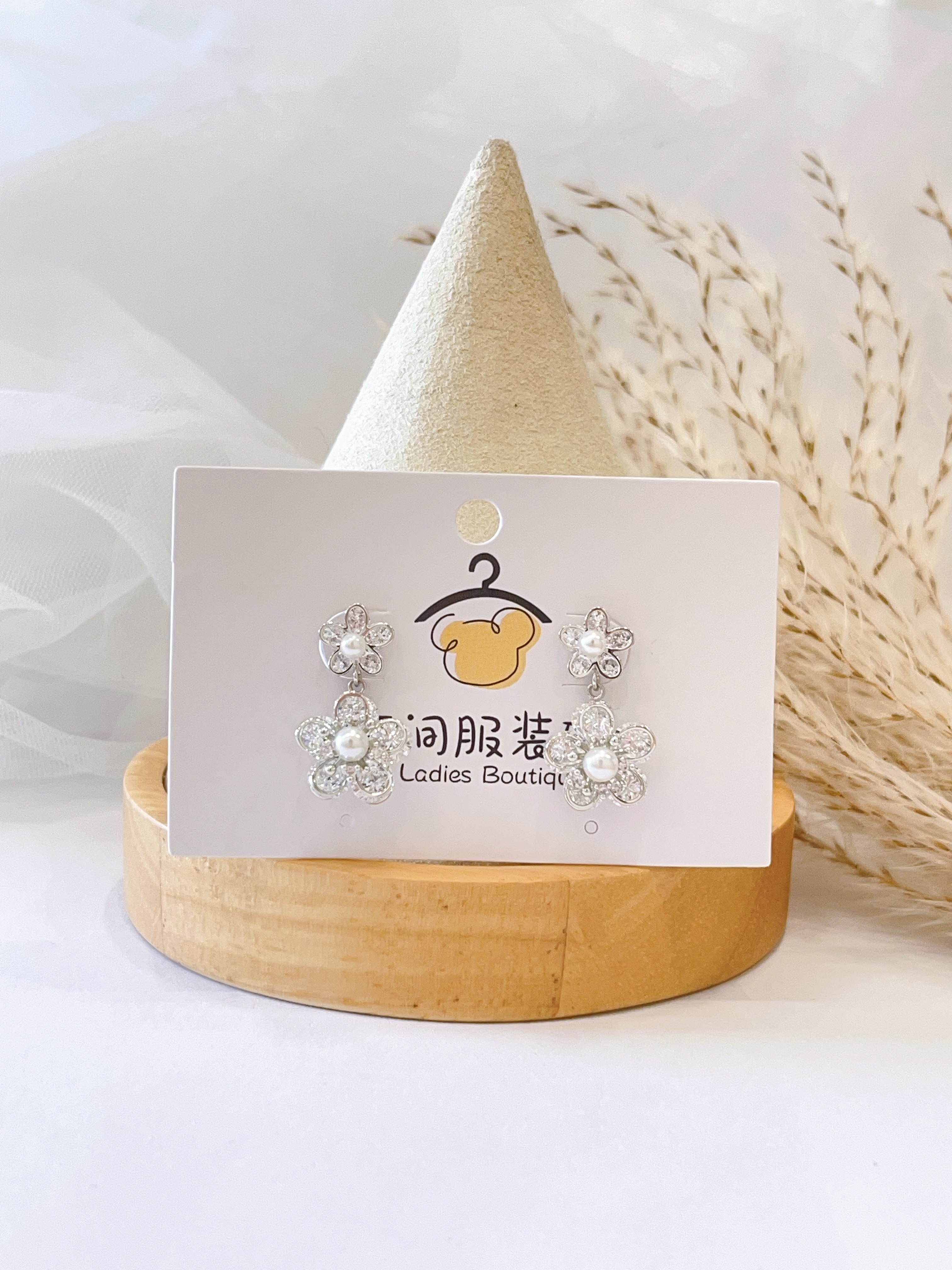 小众满钻花朵耳坠耳环