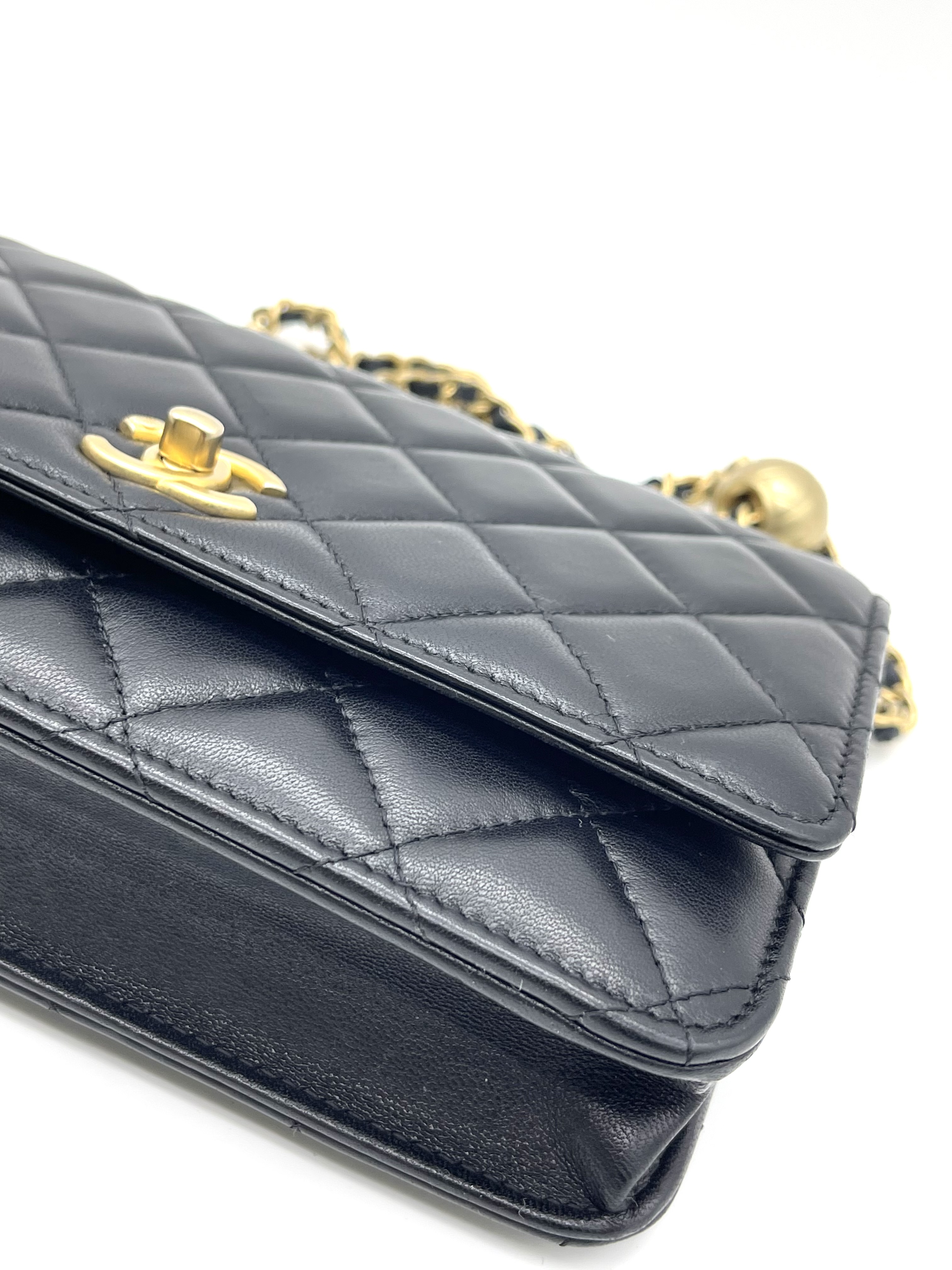 Pre-owned Chanel WOC / Product Code: 26031421