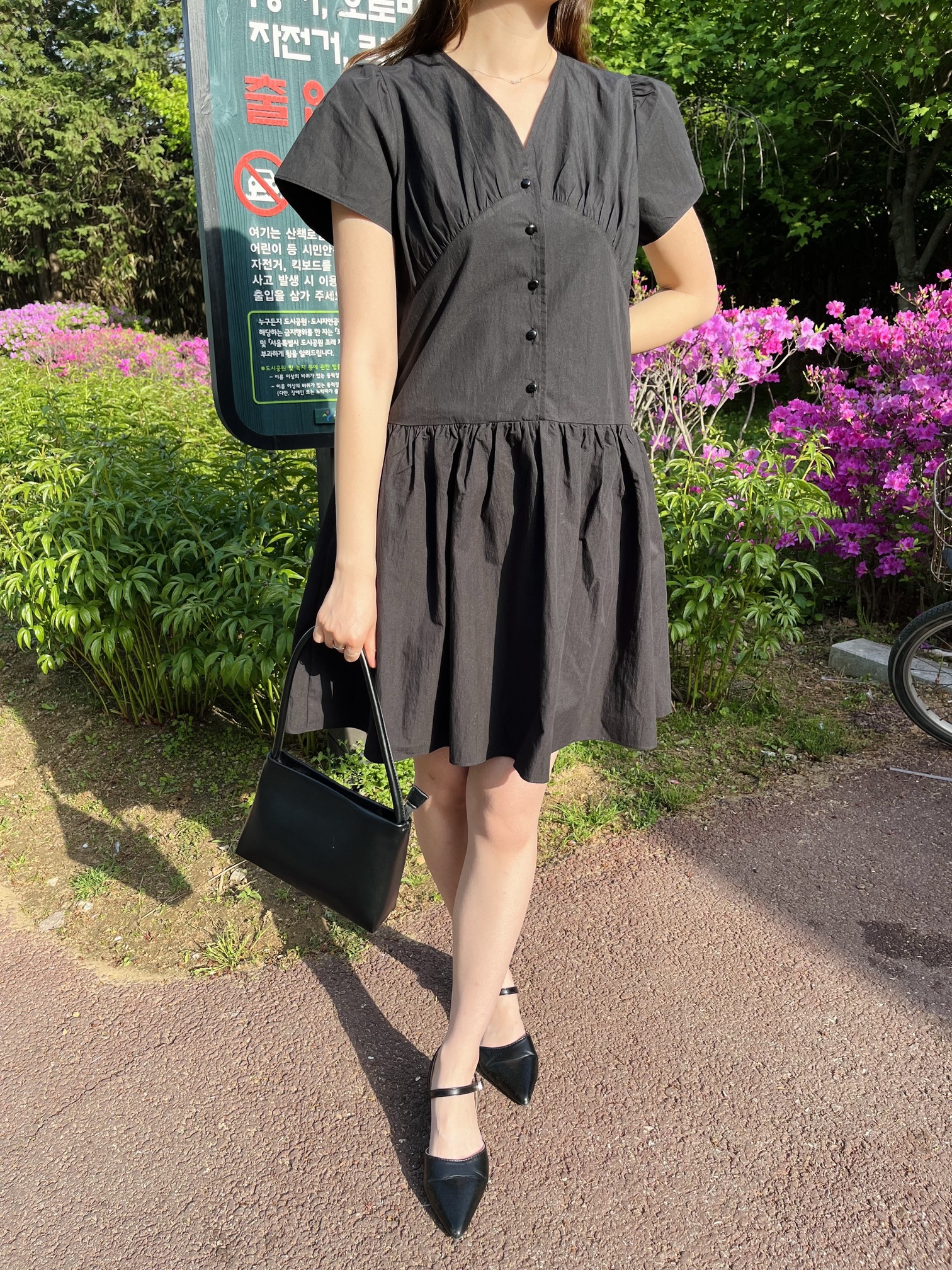 Airy Button Front Long Dress (Black)