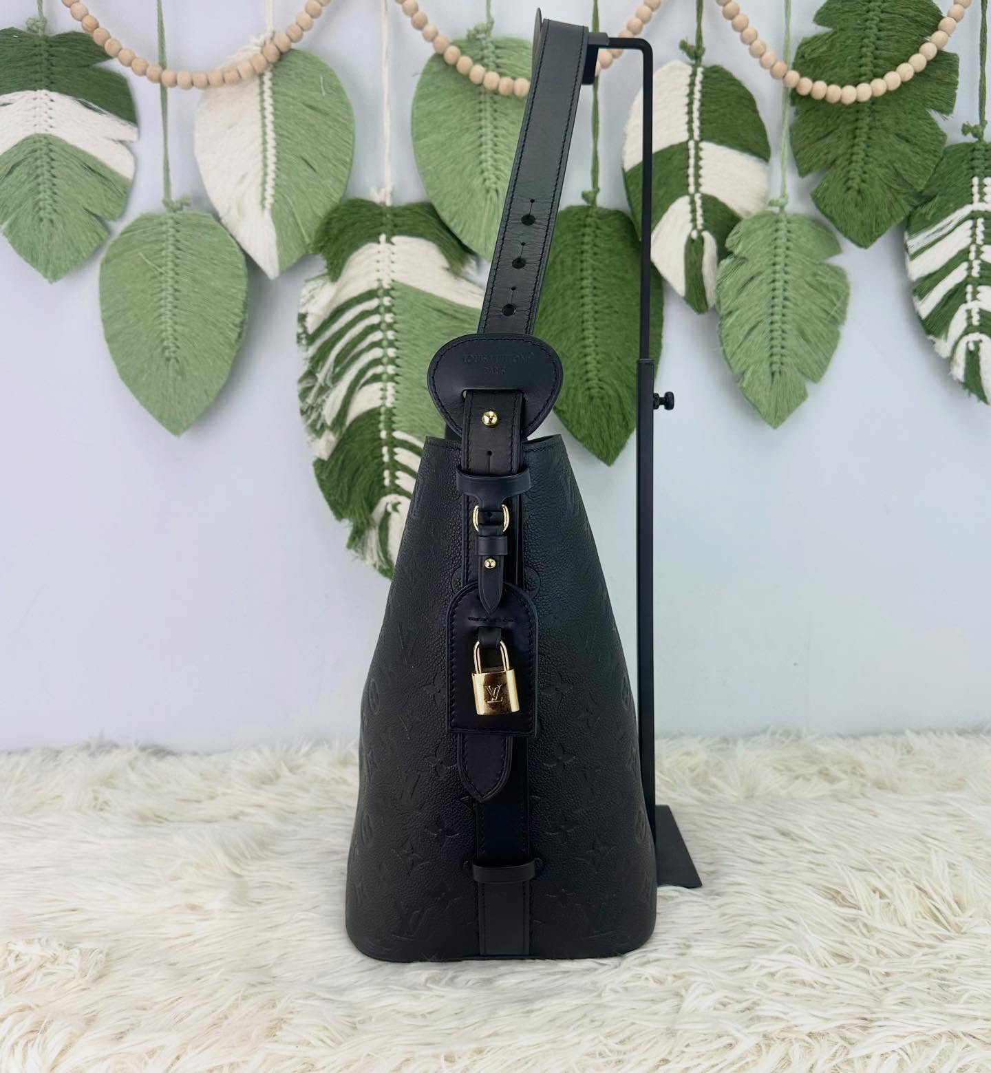 LV 🤍PRE OWNED ALL IN 黑金真皮壓紋 GM Size 2025年全套有單🖤