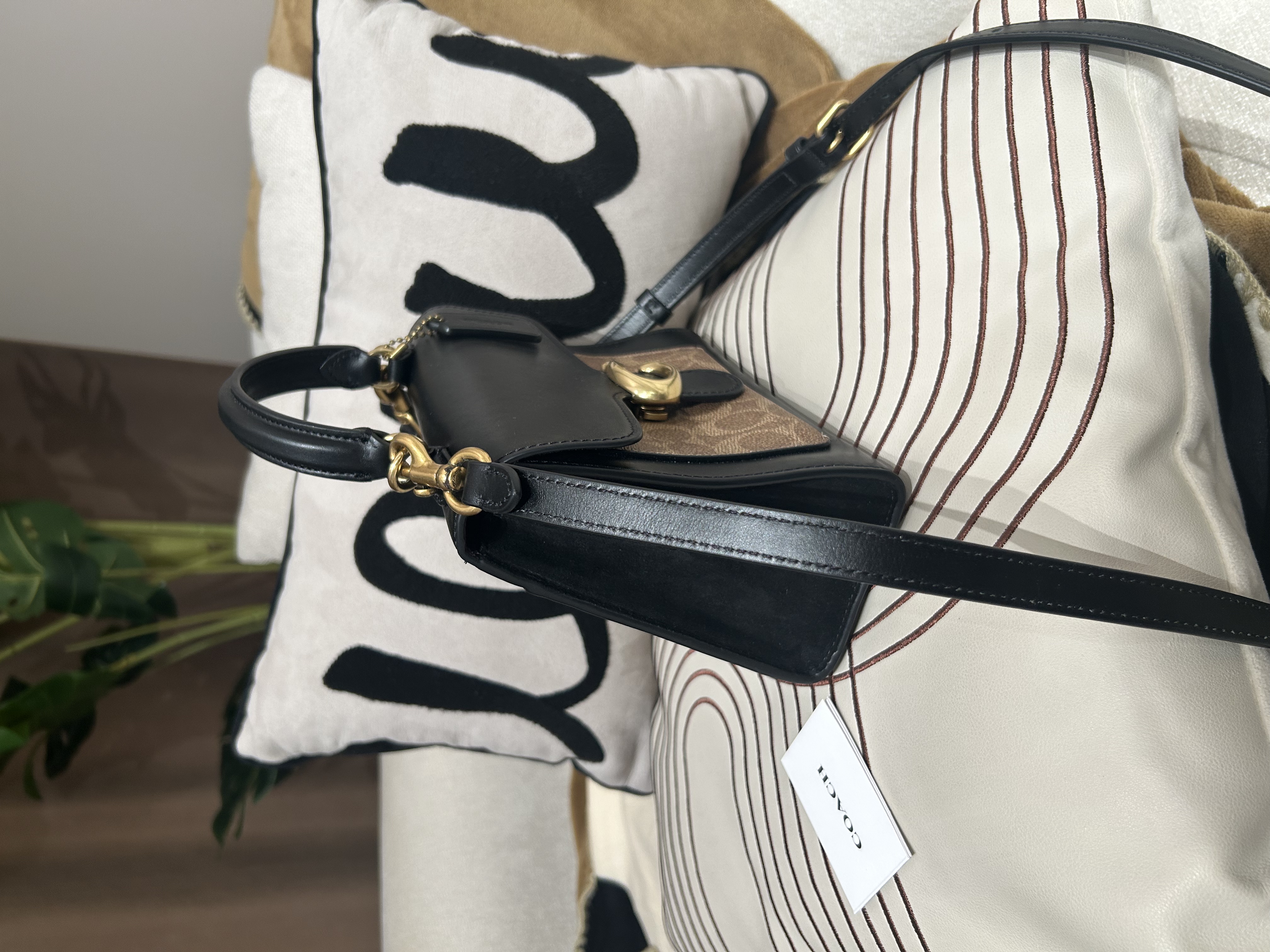 COACH tabby Black Calfskin, 2 way bag 黑色小牛皮 100%Authentic, 95%New ✅Dust bag