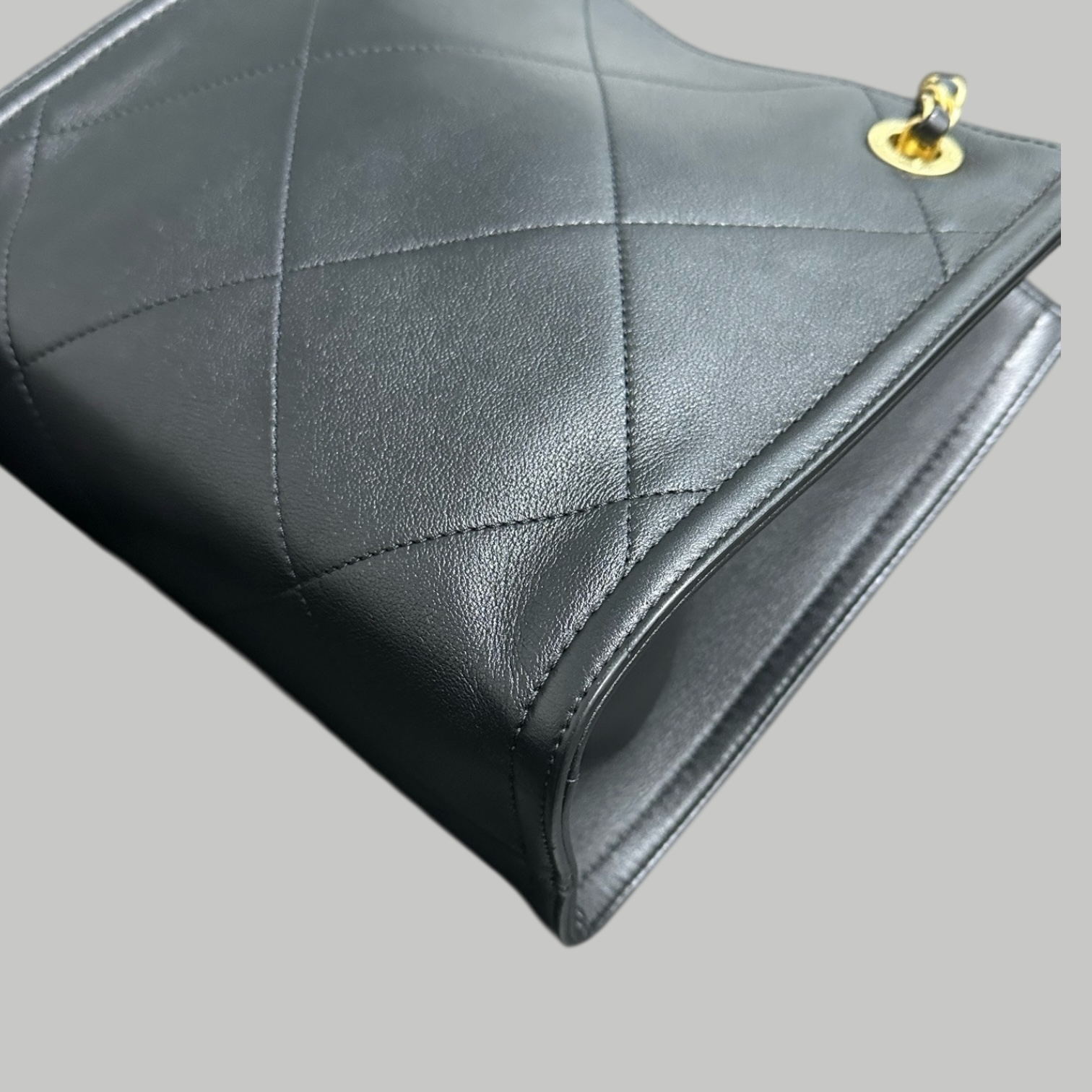 Chanel 21B 小牛皮tote bag