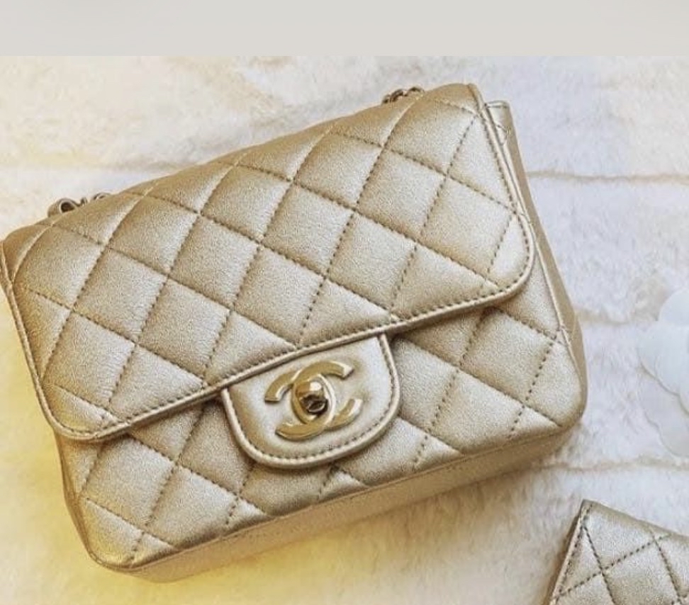 Chanel 香檳金菱格紋皮包