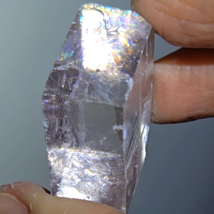 Purple calcite cube from China with rainbows - PC13