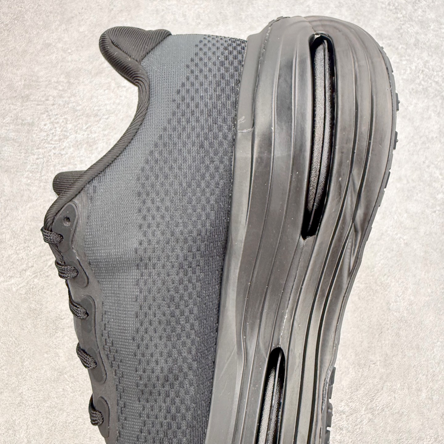 Nike Vomero Premium SP IQ0627-001