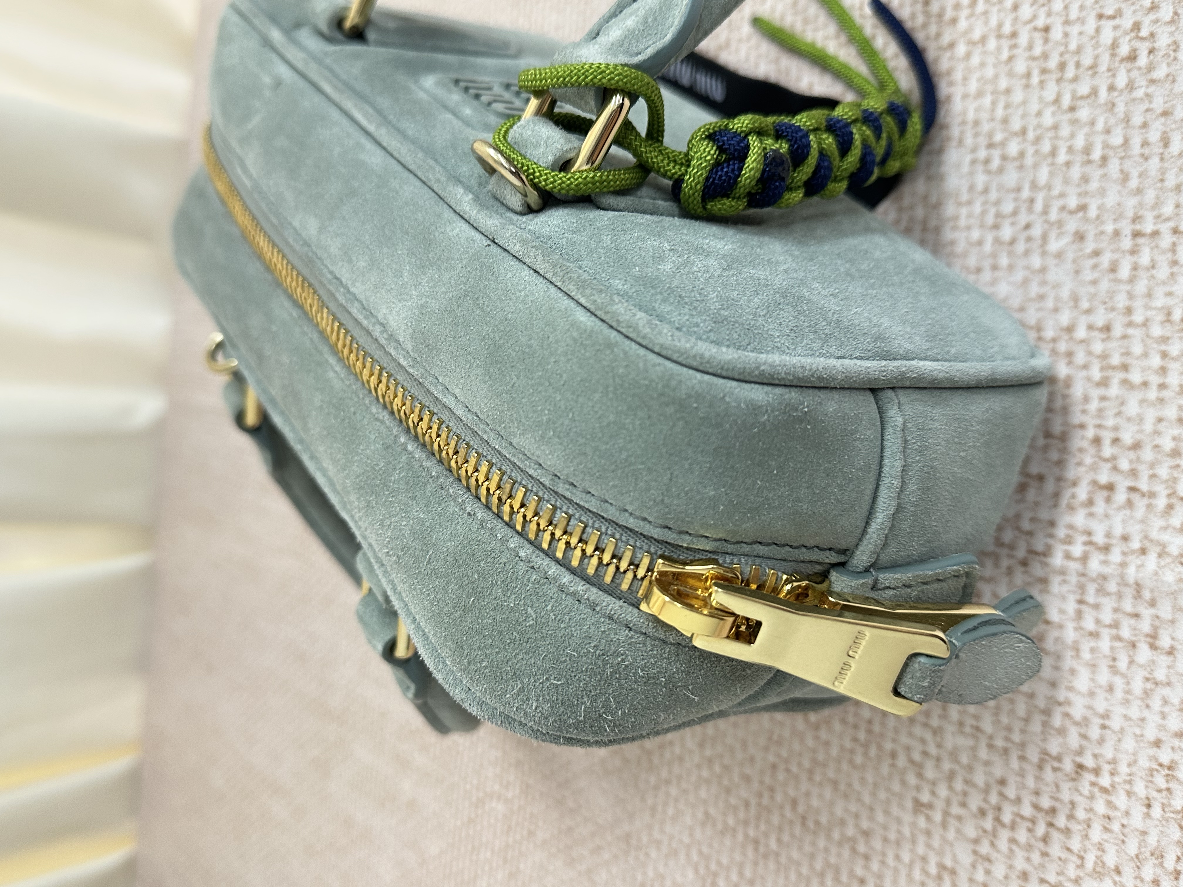 Pre-owned Miumiu Arcadie Suede Top Handle Bag/ Product Code: 26041606