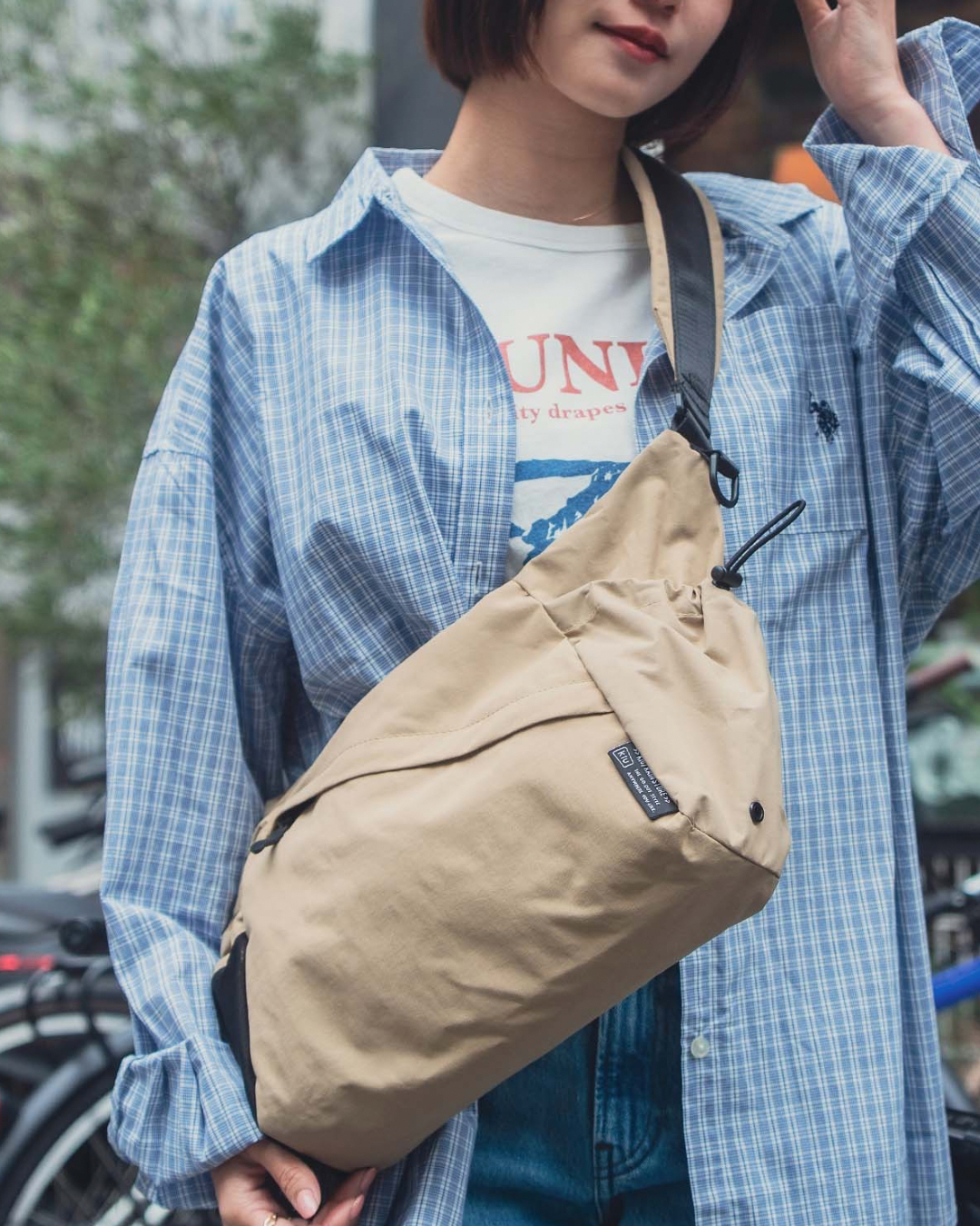 日本代購【 2026新商品 日本直送 KIU 超實用大容量 尼龍 斜孭袋 / 單肩包  Nylon Crossbody Shoulder Bag 】