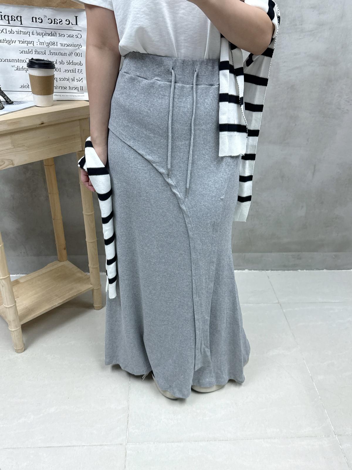 A09 不規則魚尾裙