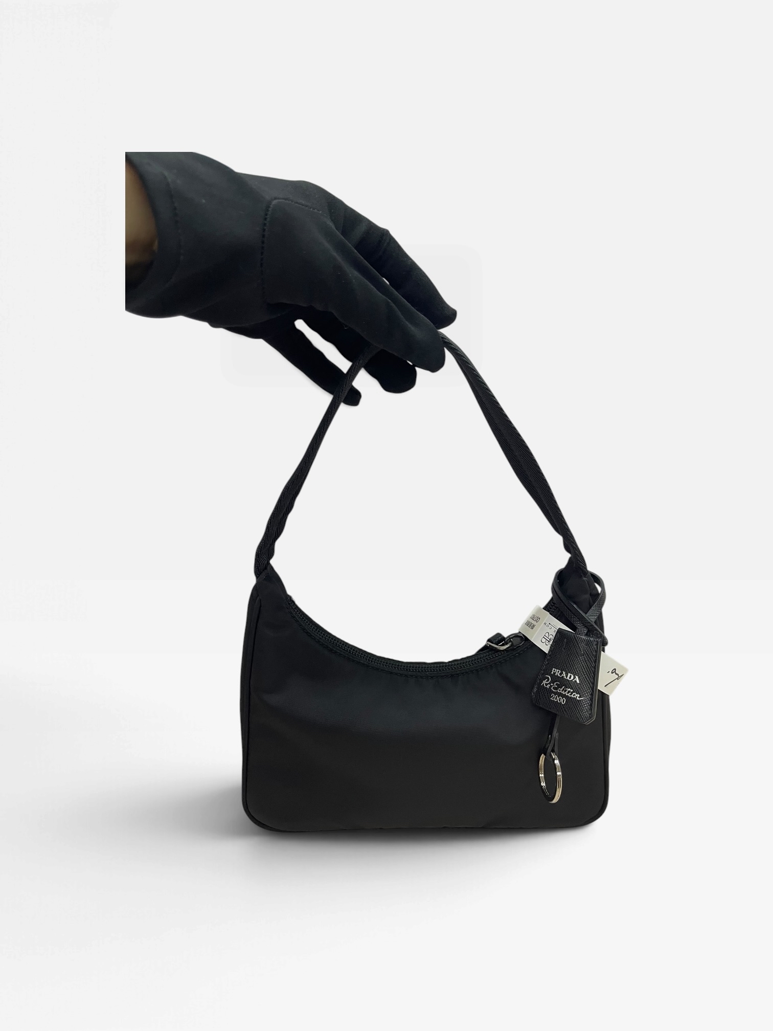 Pre-Owned Prada Re-Edition 2000 Re-Nylon/Product Code:102203