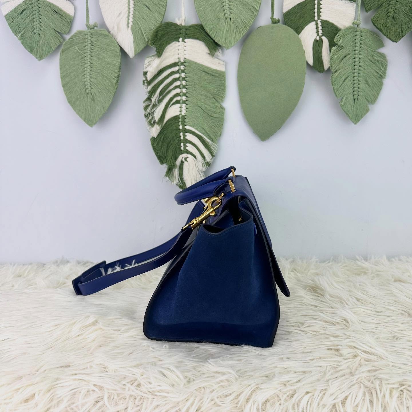 🤍PRE OWNED Trapeze 海軍藍色真皮鞦韆包 Small Size💙