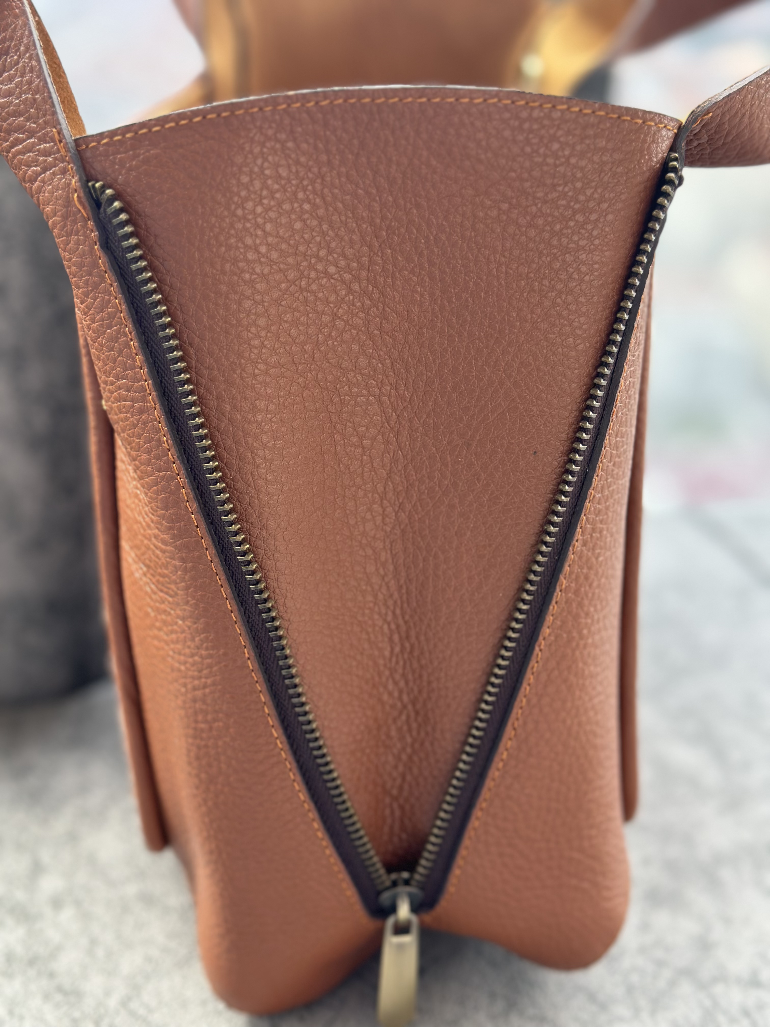 K13 土耳其真皮地氈手袋（啡色）